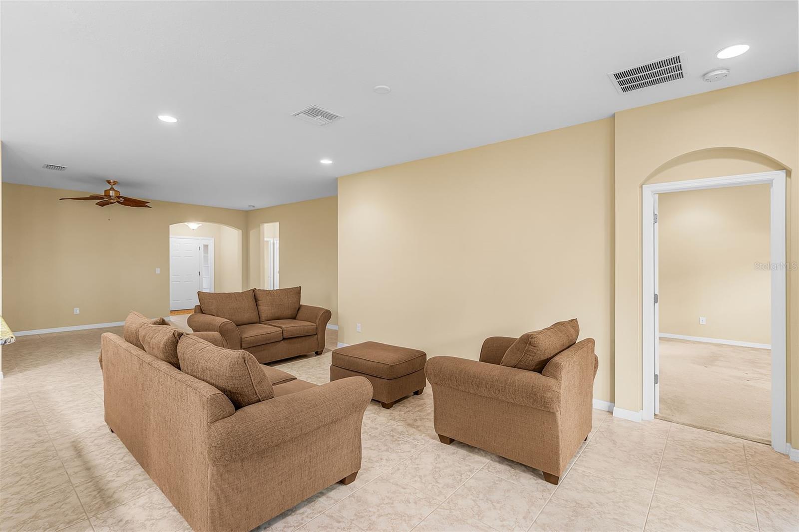 8531 KARPEAL DR — photo 8