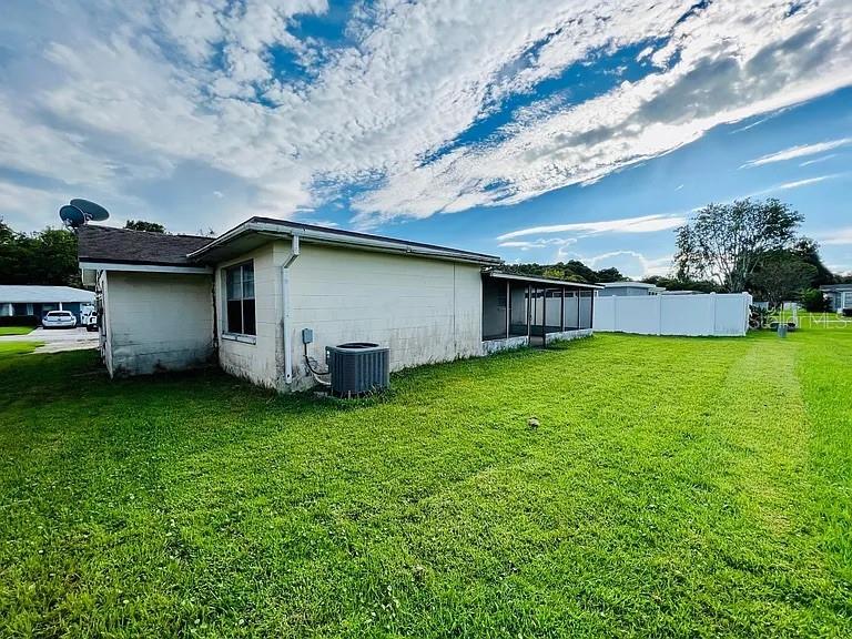 7907 YUCCA DR — photo 7