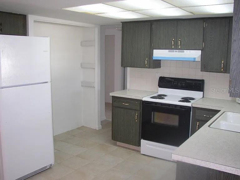 7907 YUCCA DR — photo 3
