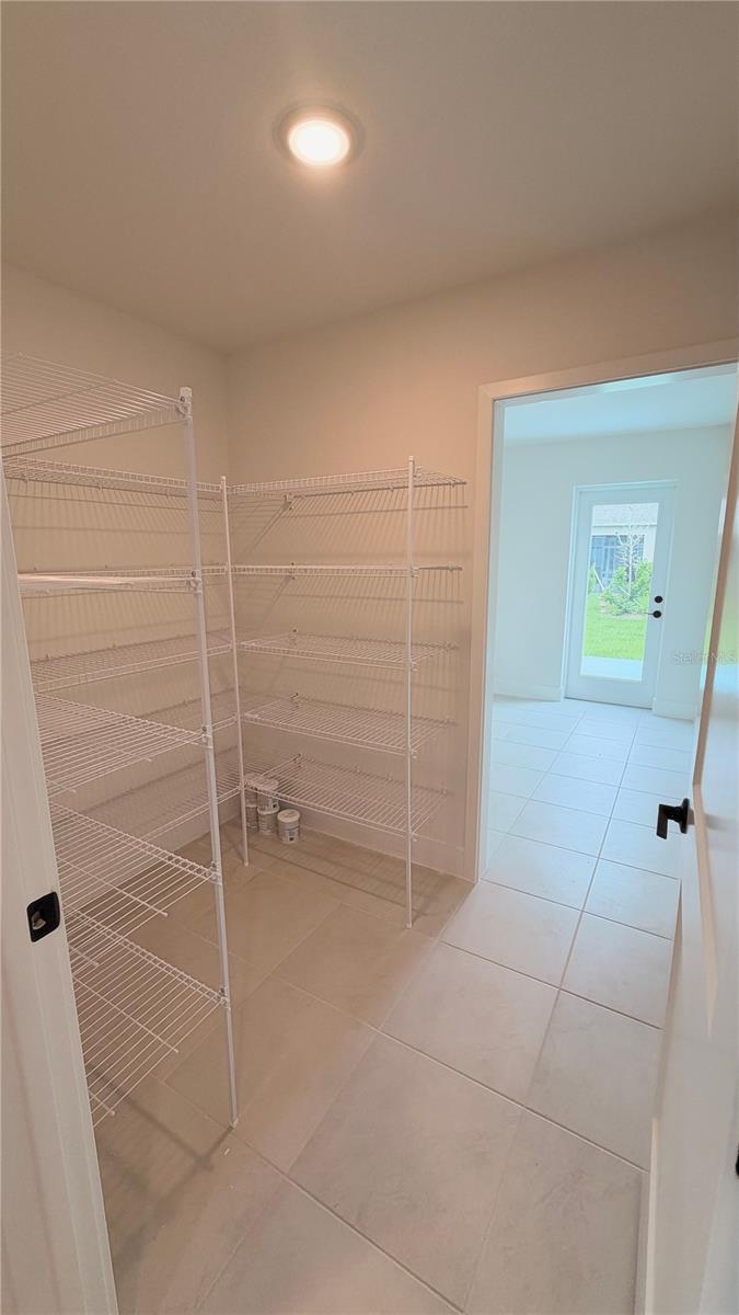 5929 HORNBUCKLE BLVD — photo 4