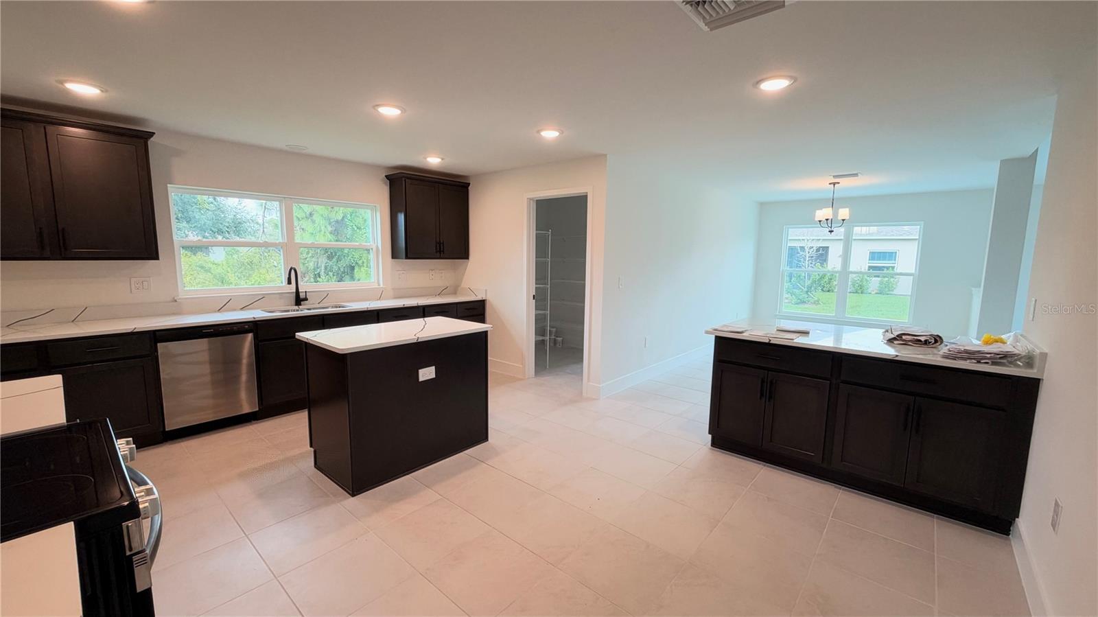 5929 HORNBUCKLE BLVD — photo 3