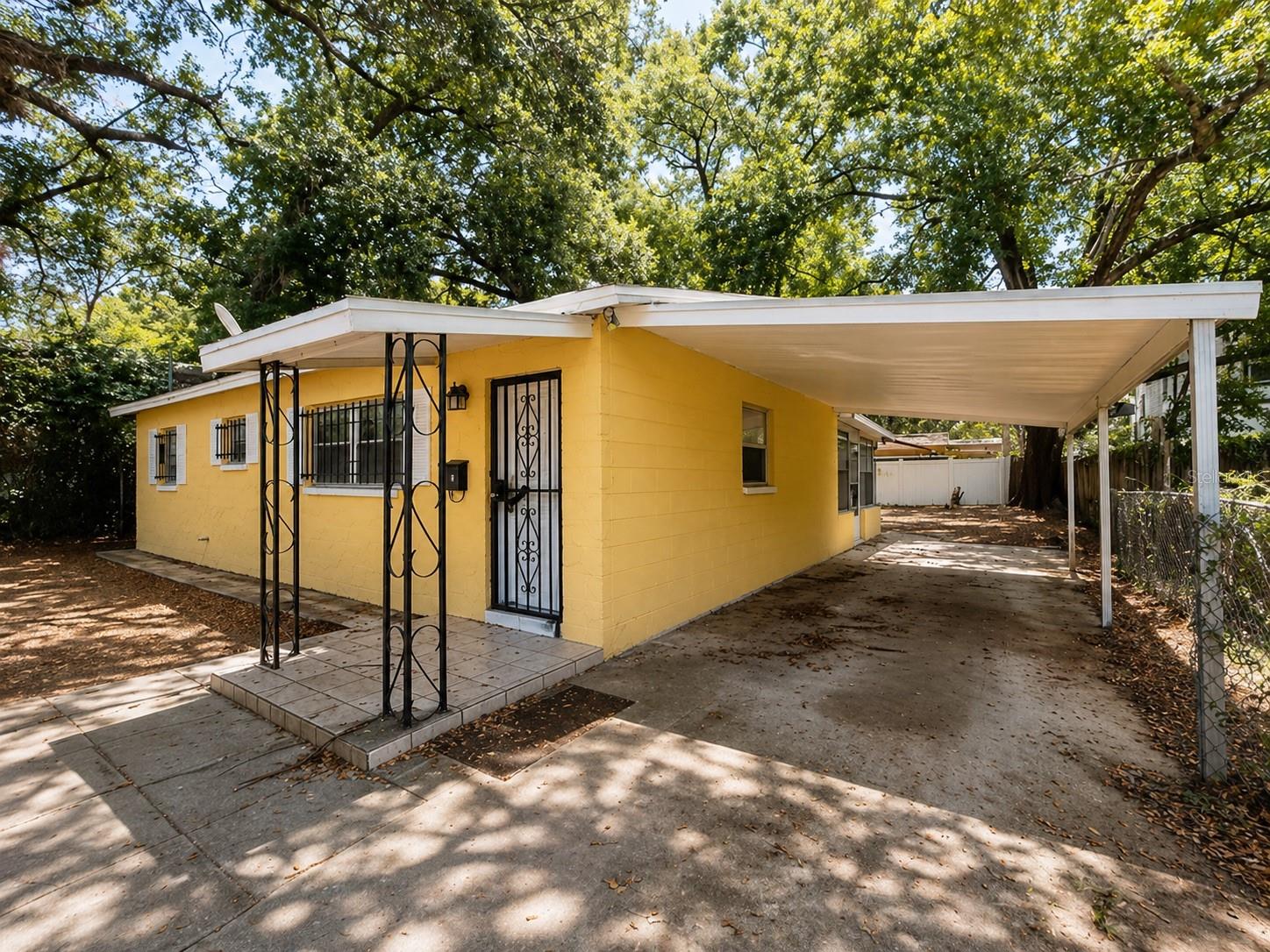 1003 E 22ND AVE — photo 2