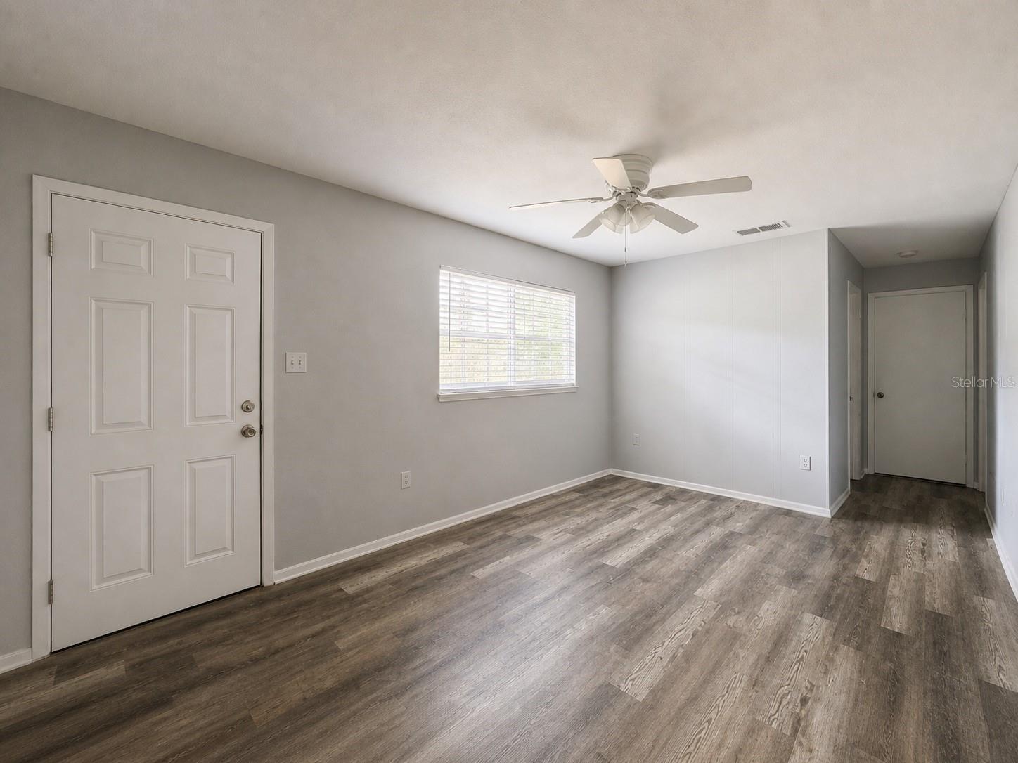 1003 E 22ND AVE — photo 5