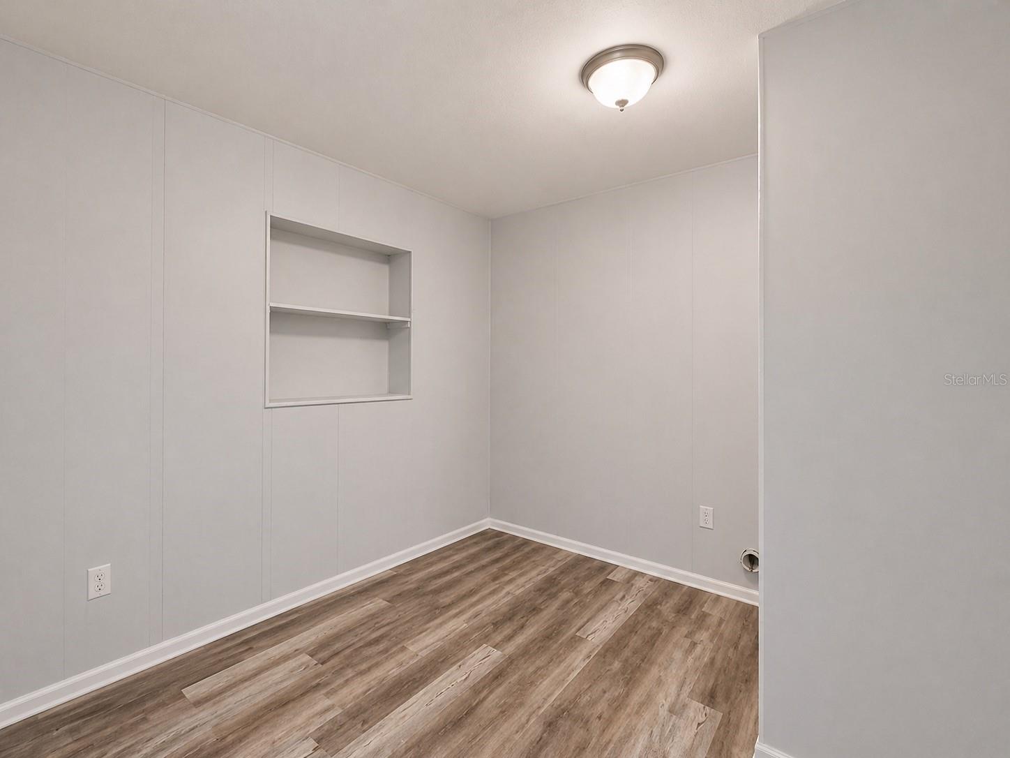 1003 E 22ND AVE — photo 9