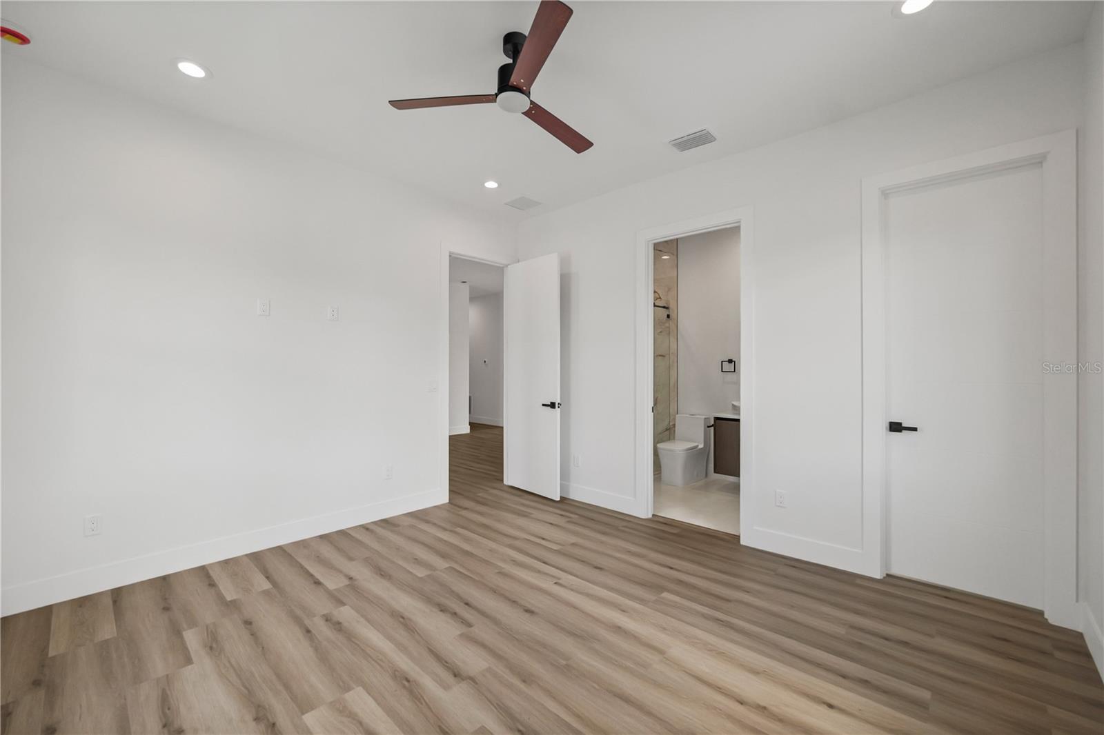 2308 1/2 N ELCOE DR — photo 42