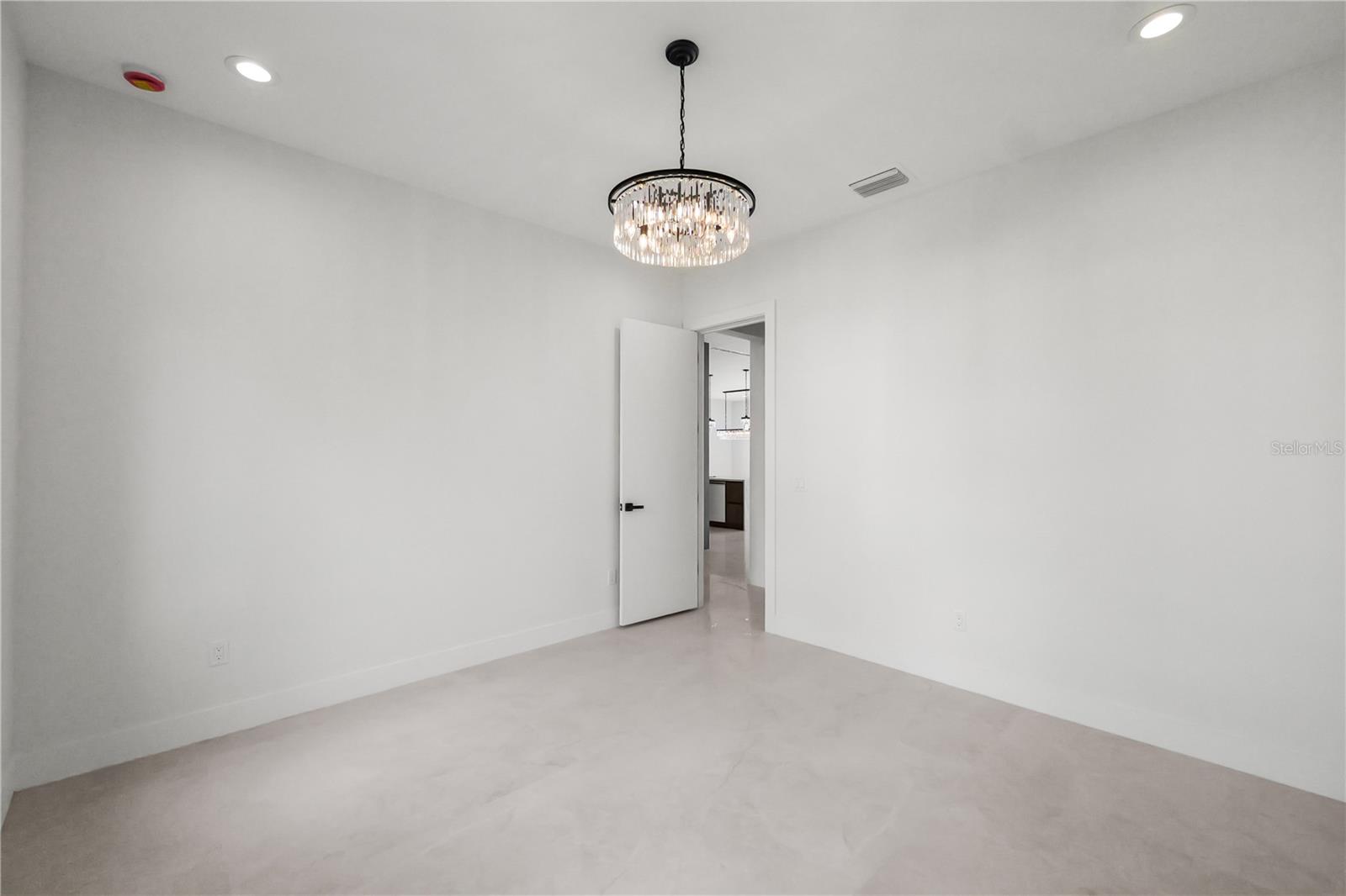 2308 1/2 N ELCOE DR — photo 49