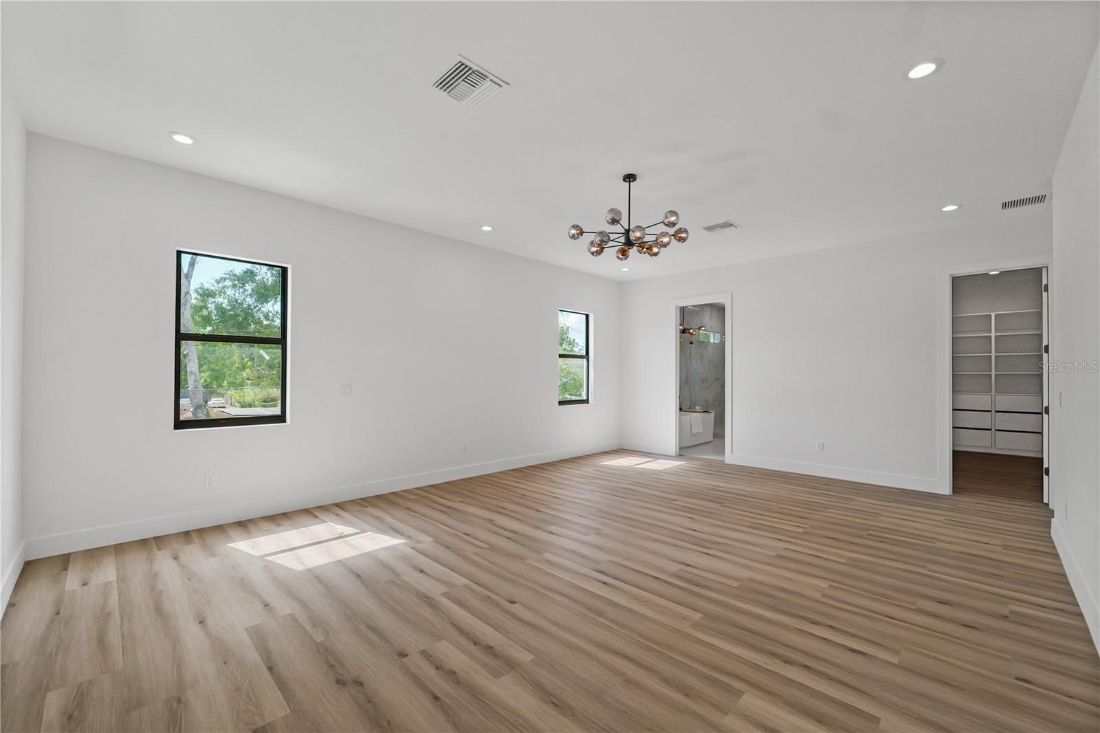 2308 1/2 N ELCOE DR — photo 44