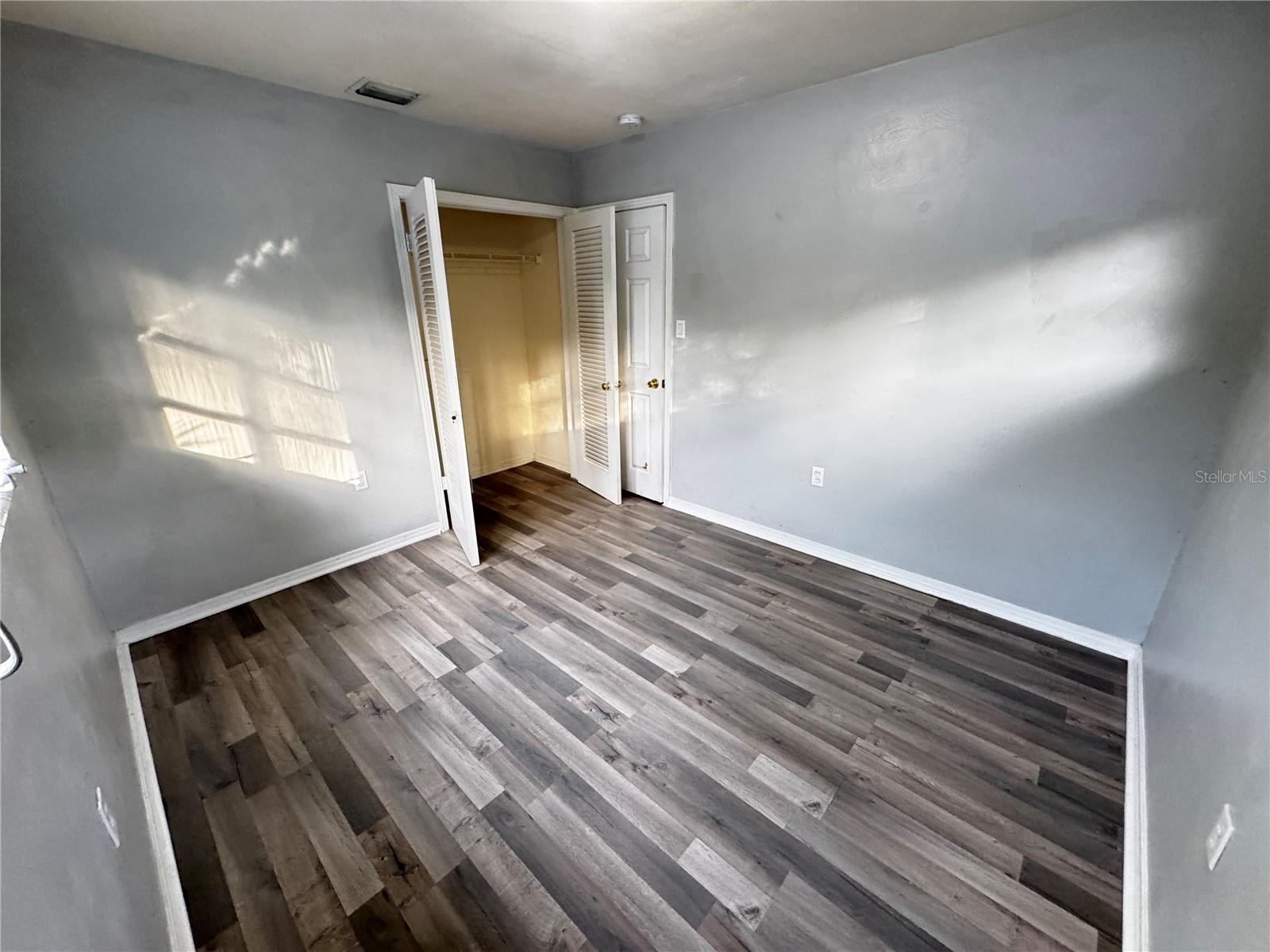 309 BELLE CLAIRE PL — photo 16