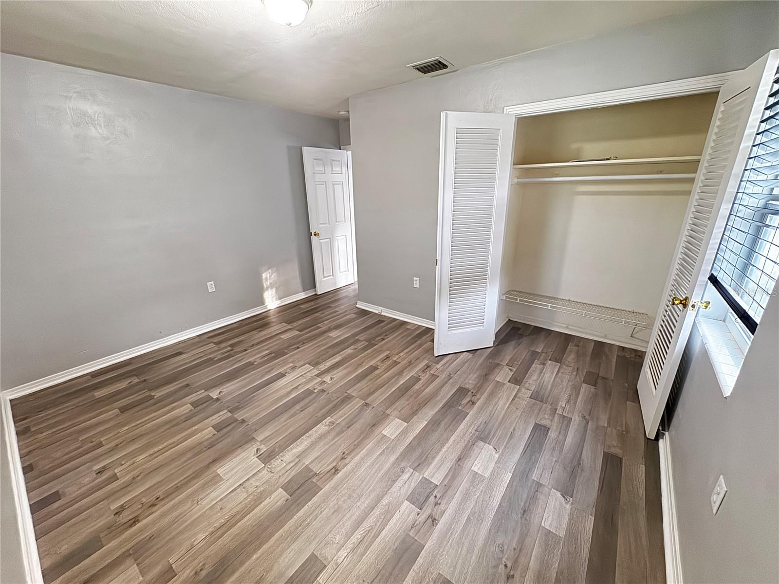 309 BELLE CLAIRE PL — photo 19