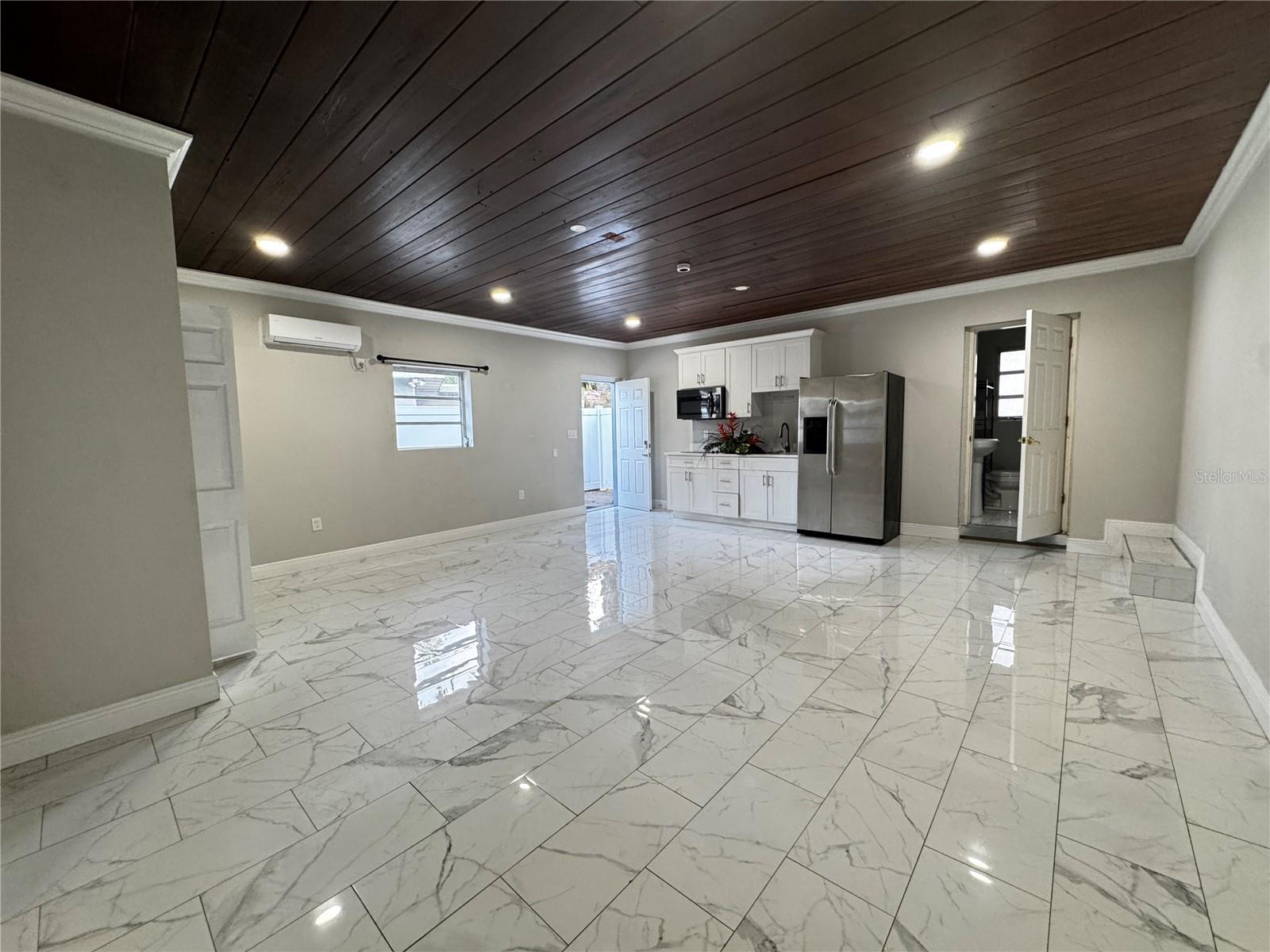 309 BELLE CLAIRE PL — photo 31