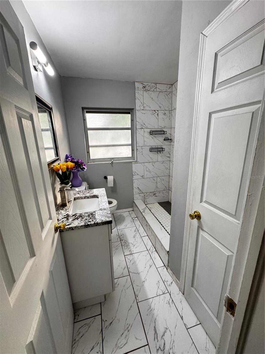 309 BELLE CLAIRE PL — photo 15