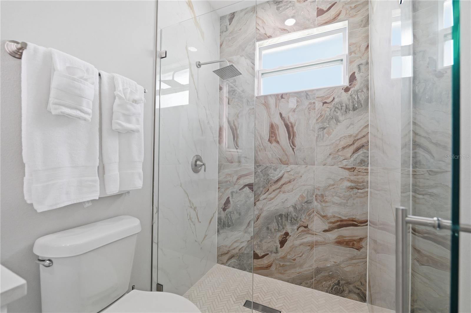 7505 N ROME AVE — photo 10