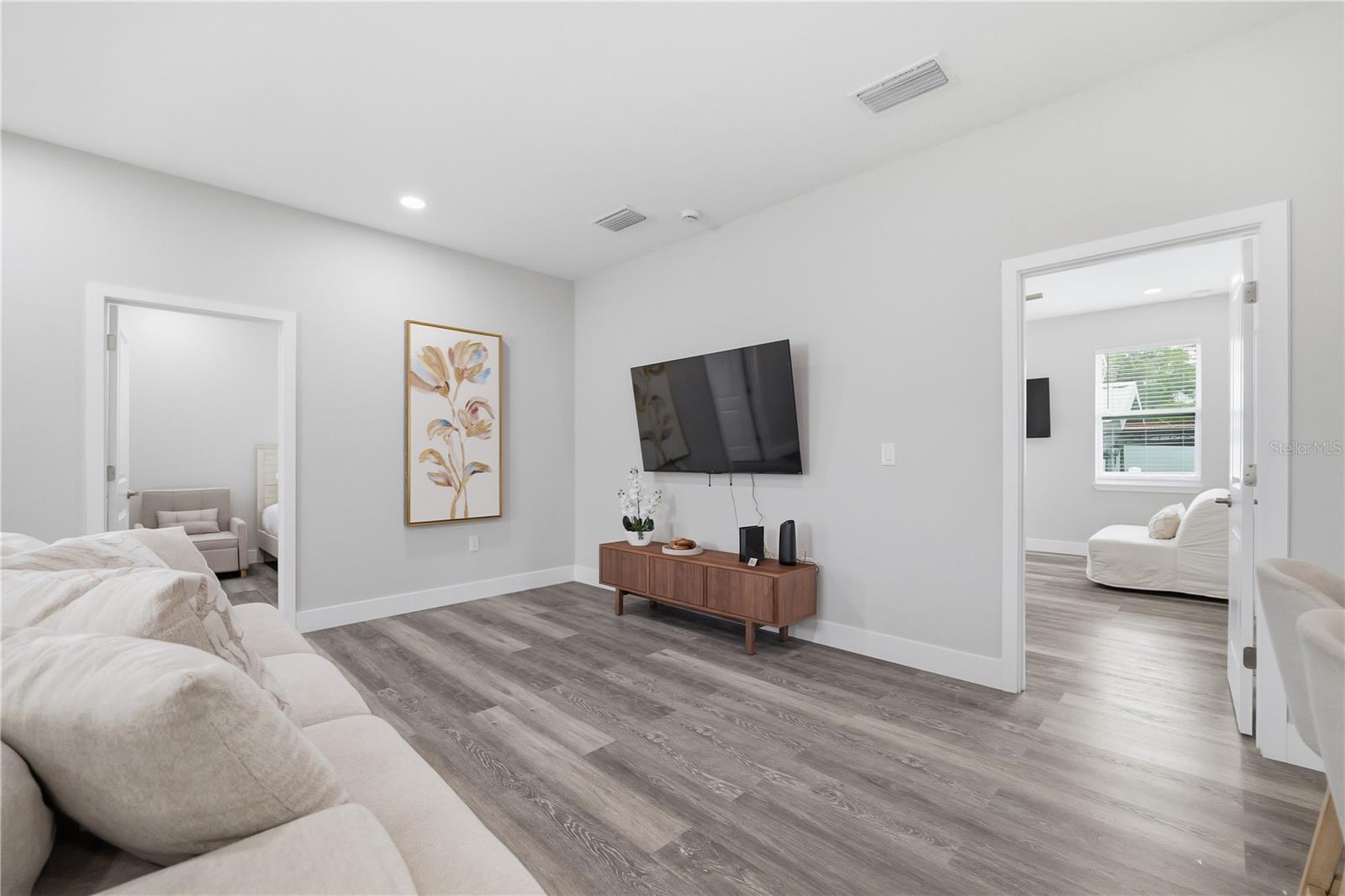 7505 N ROME AVE — photo 21