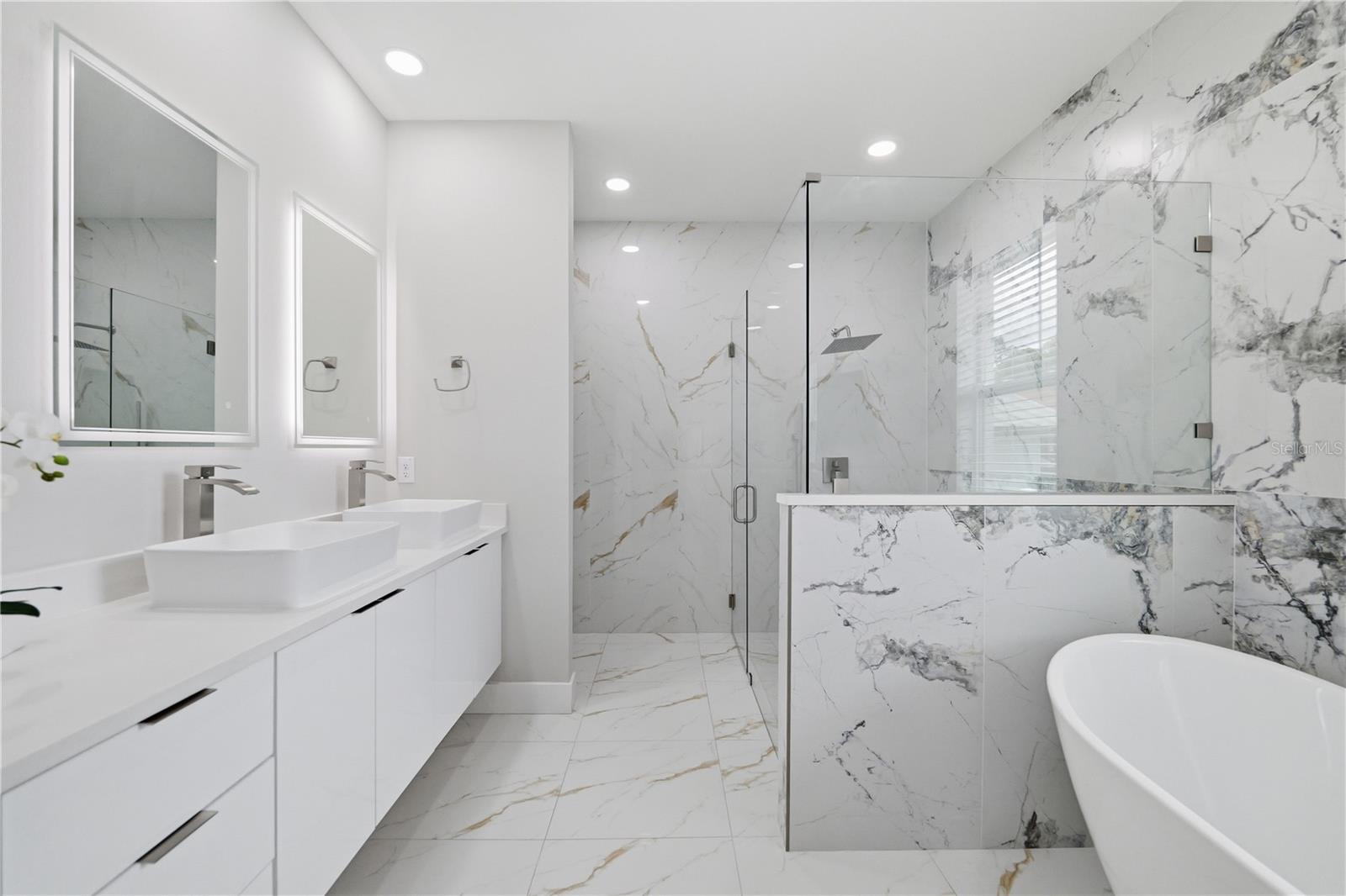 7505 N ROME AVE — photo 32