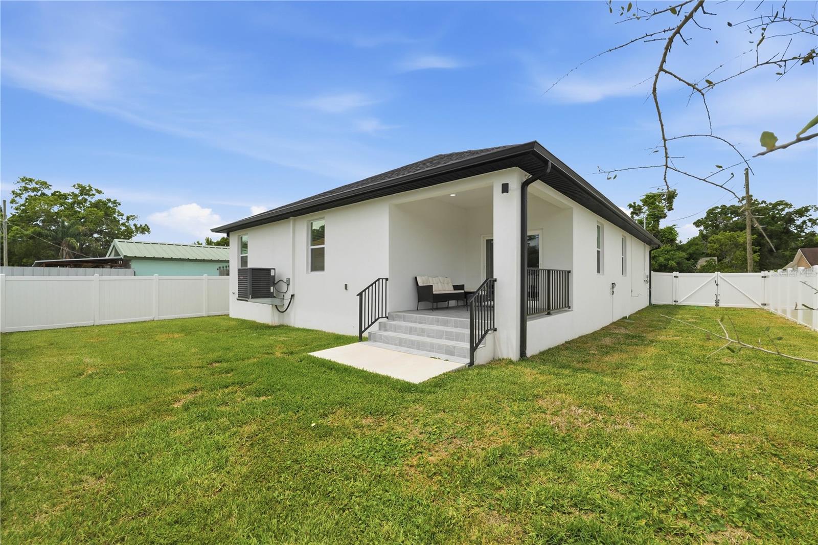 7505 N ROME AVE — photo 16