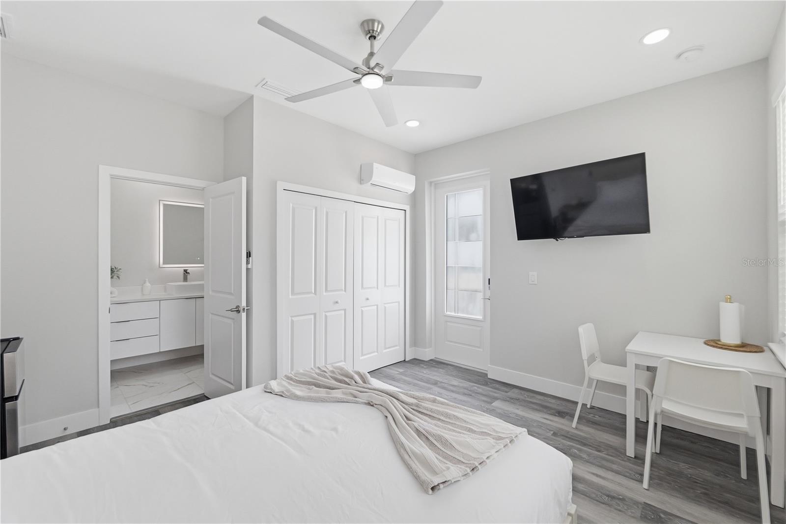 7505 N ROME AVE — photo 13