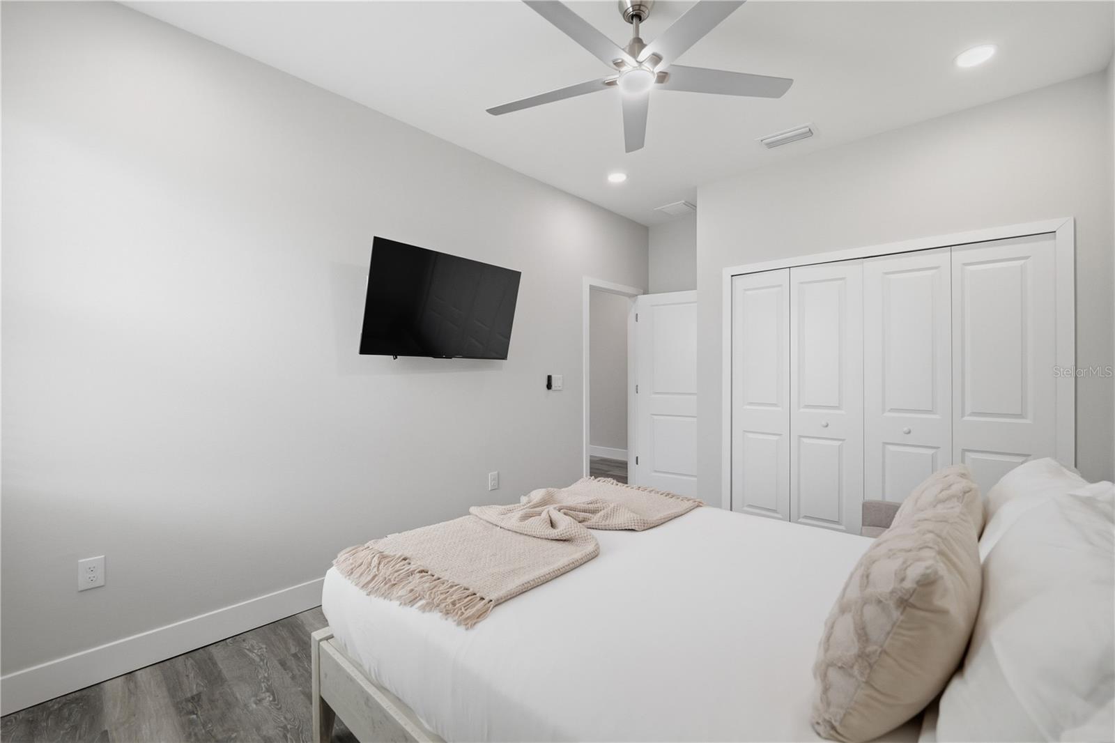 7505 N ROME AVE — photo 39