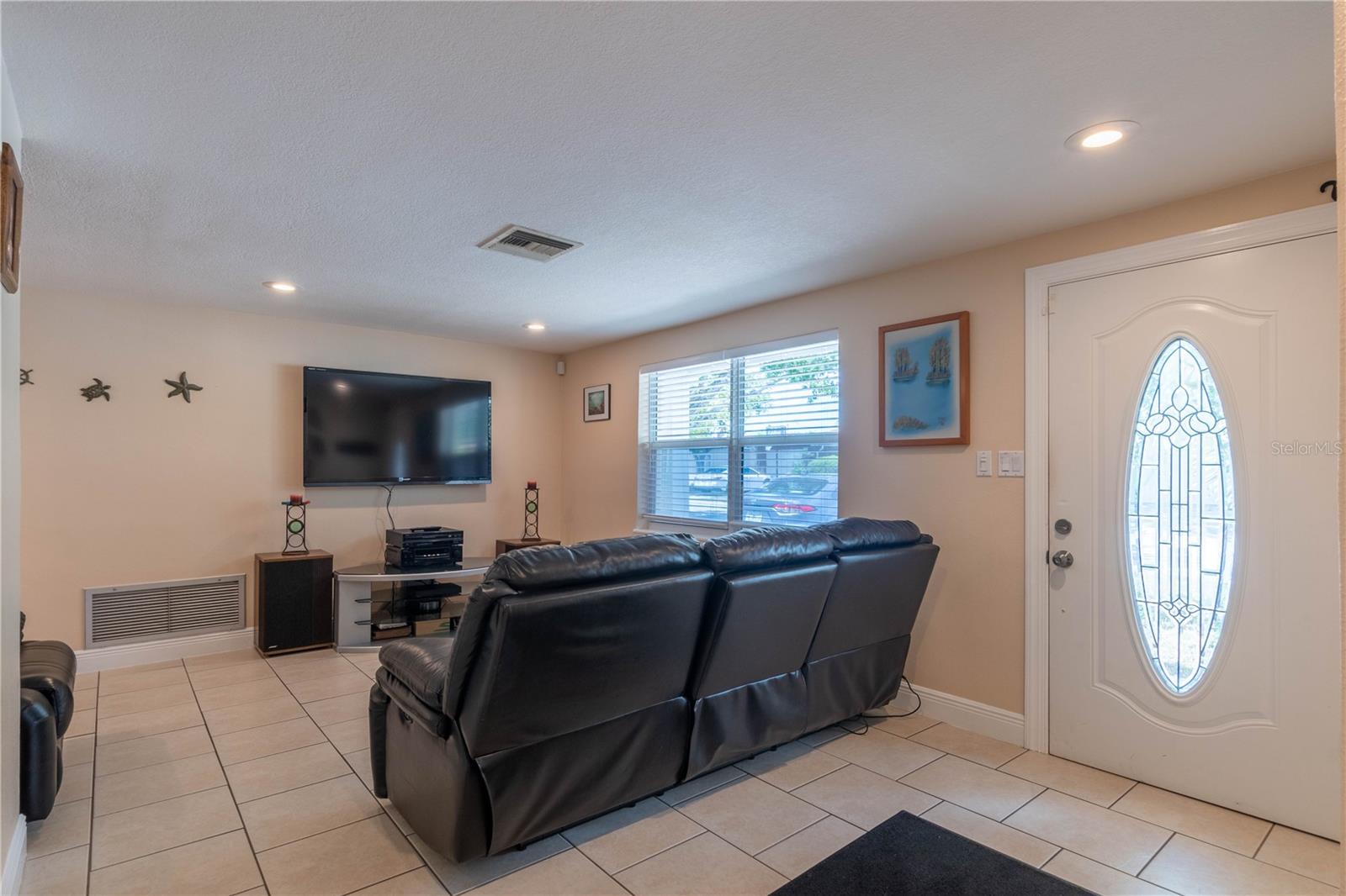 7130 CASTANEA DR — photo 13