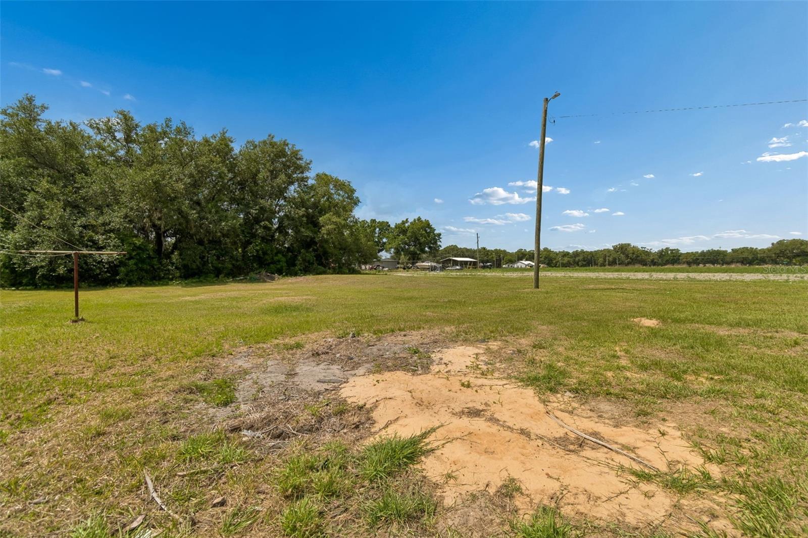 2413 ED BROWN LN — photo 40