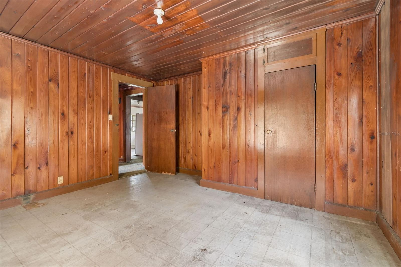 2413 ED BROWN LN — photo 5