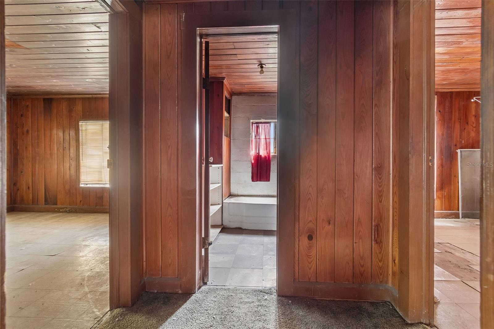 2413 ED BROWN LN — photo 10