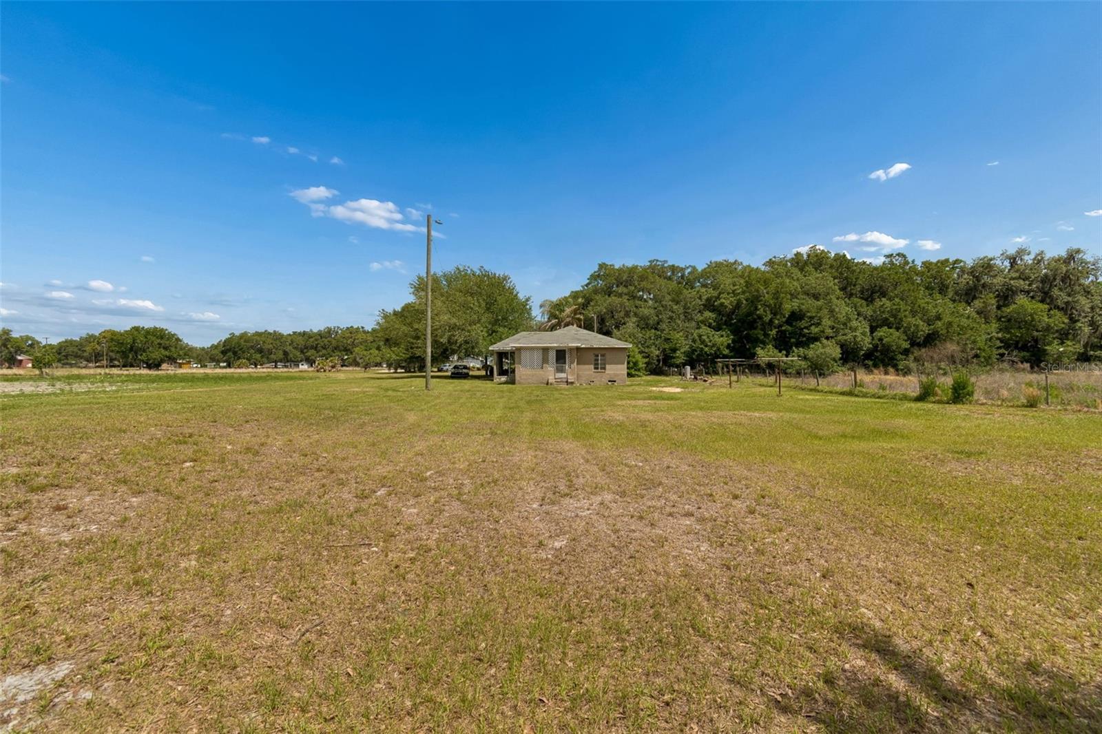 2413 ED BROWN LN — photo 36