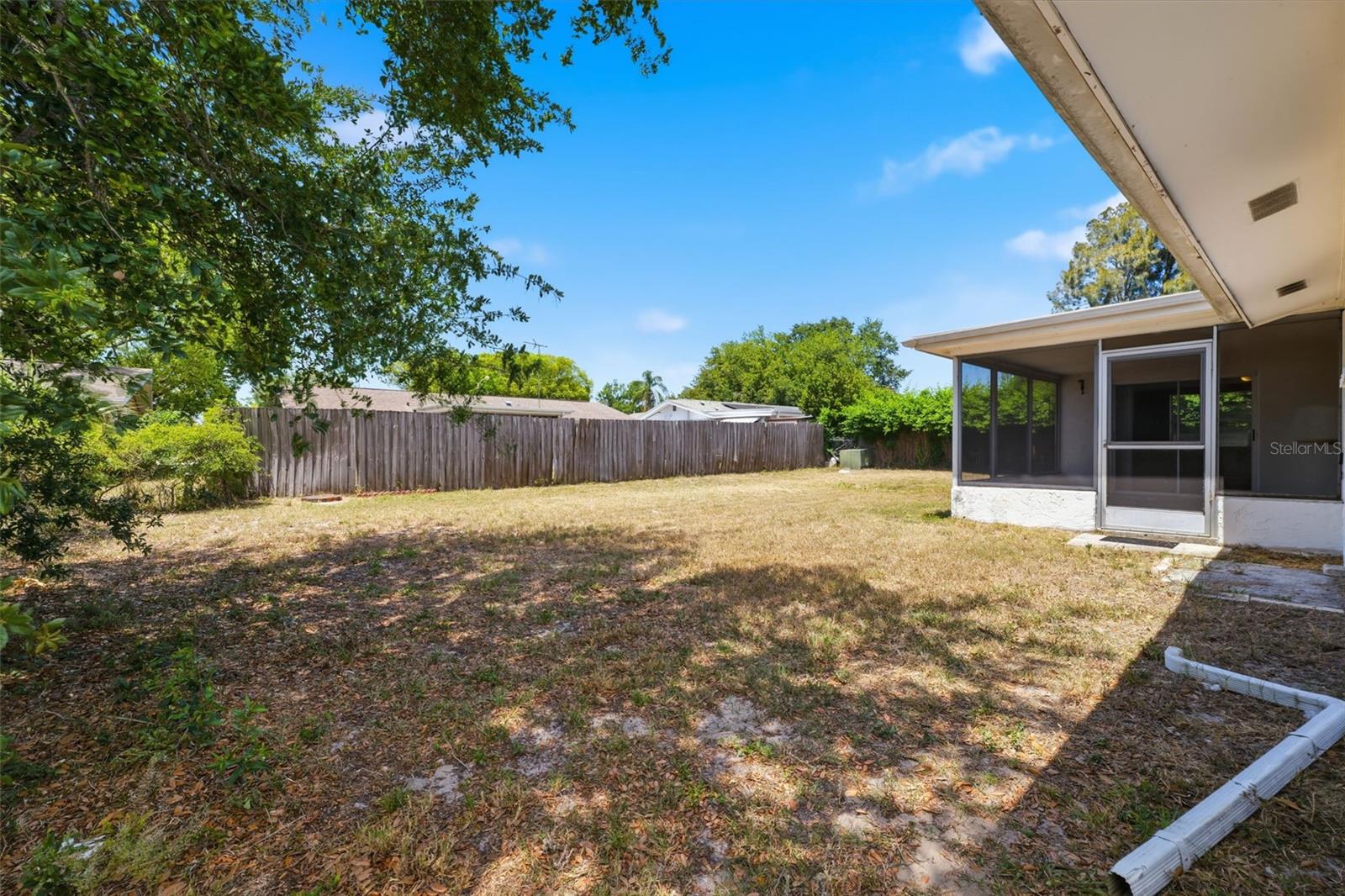 8739 LIDO LN — photo 25