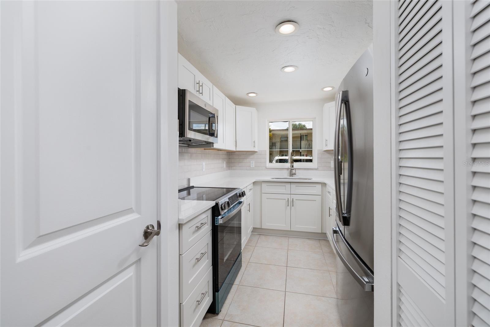 4550 OVERLOOK DR NE #154 — photo 16