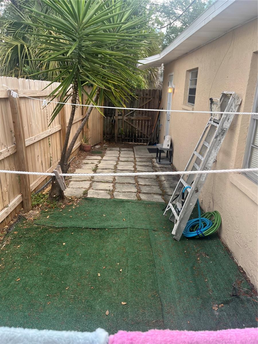 8604 N BRANCH AVE — photo 10