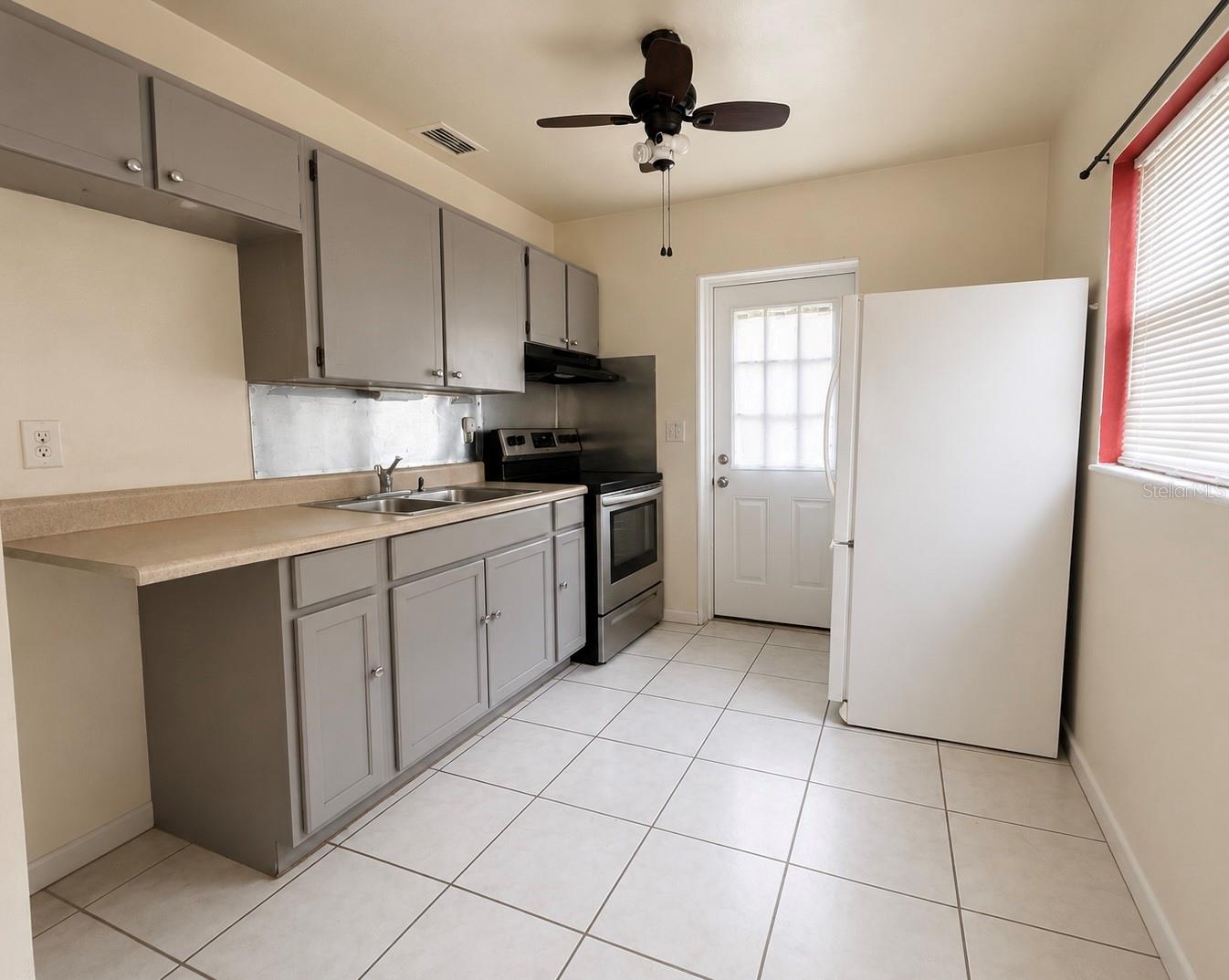 8604 N BRANCH AVE — photo 12