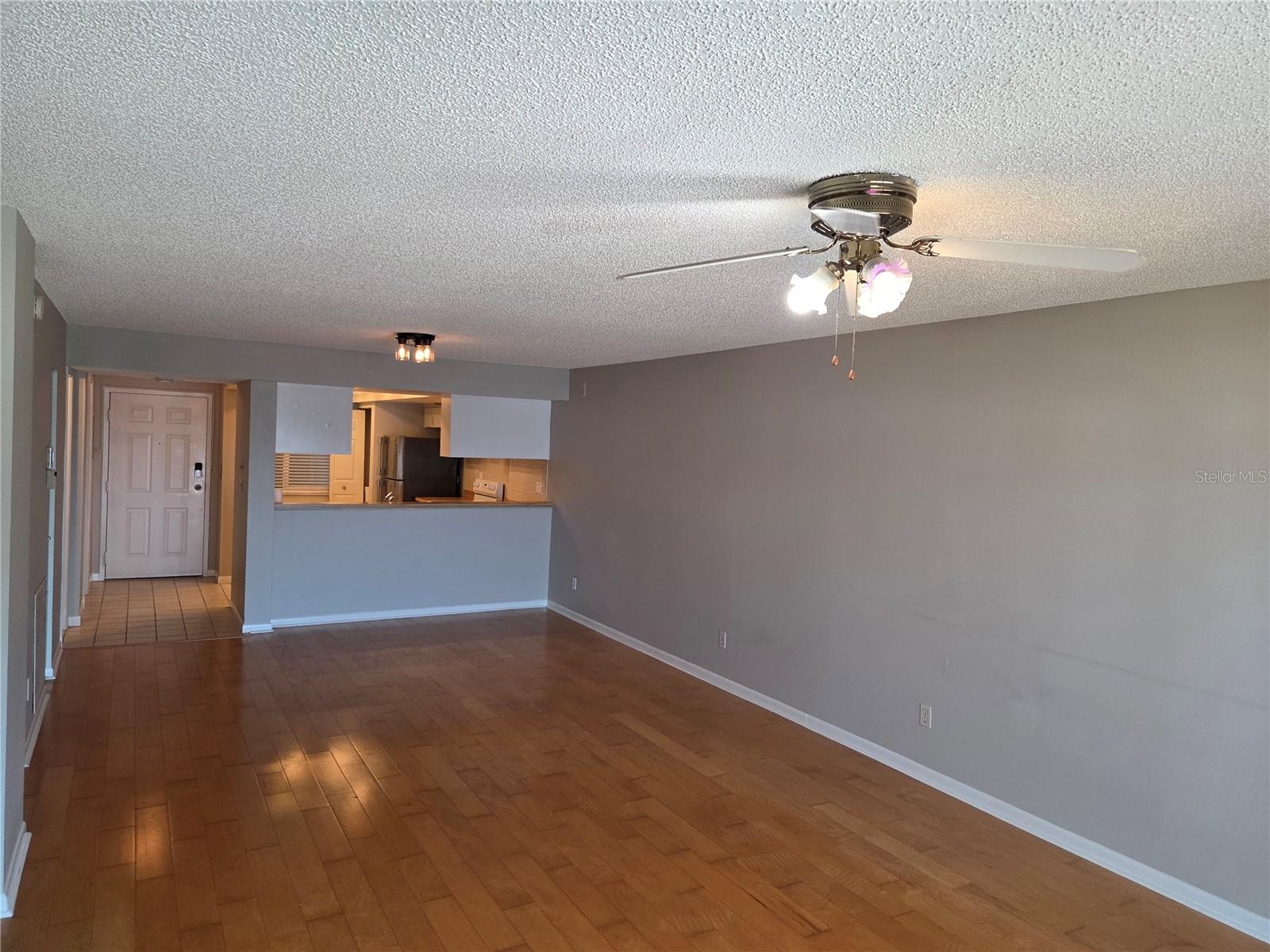 650 ISLAND WAY #202 — photo 6