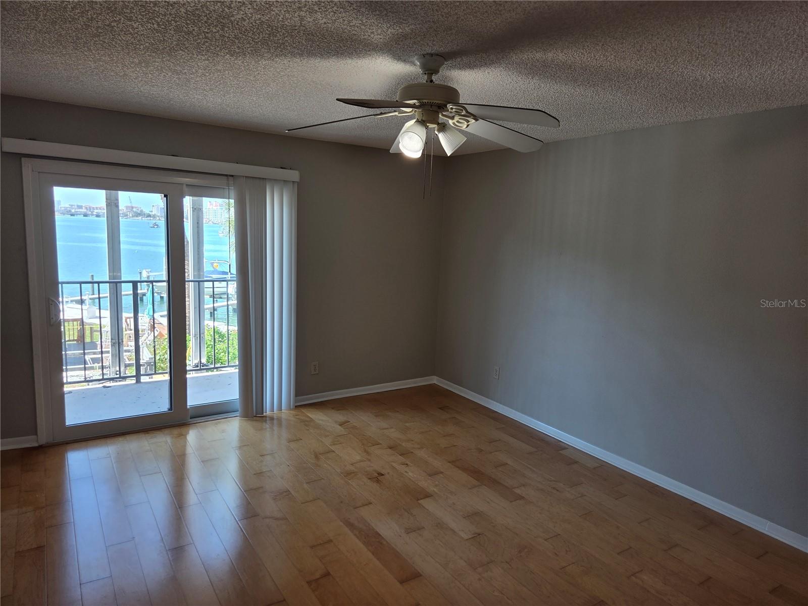 650 ISLAND WAY #202 — photo 27