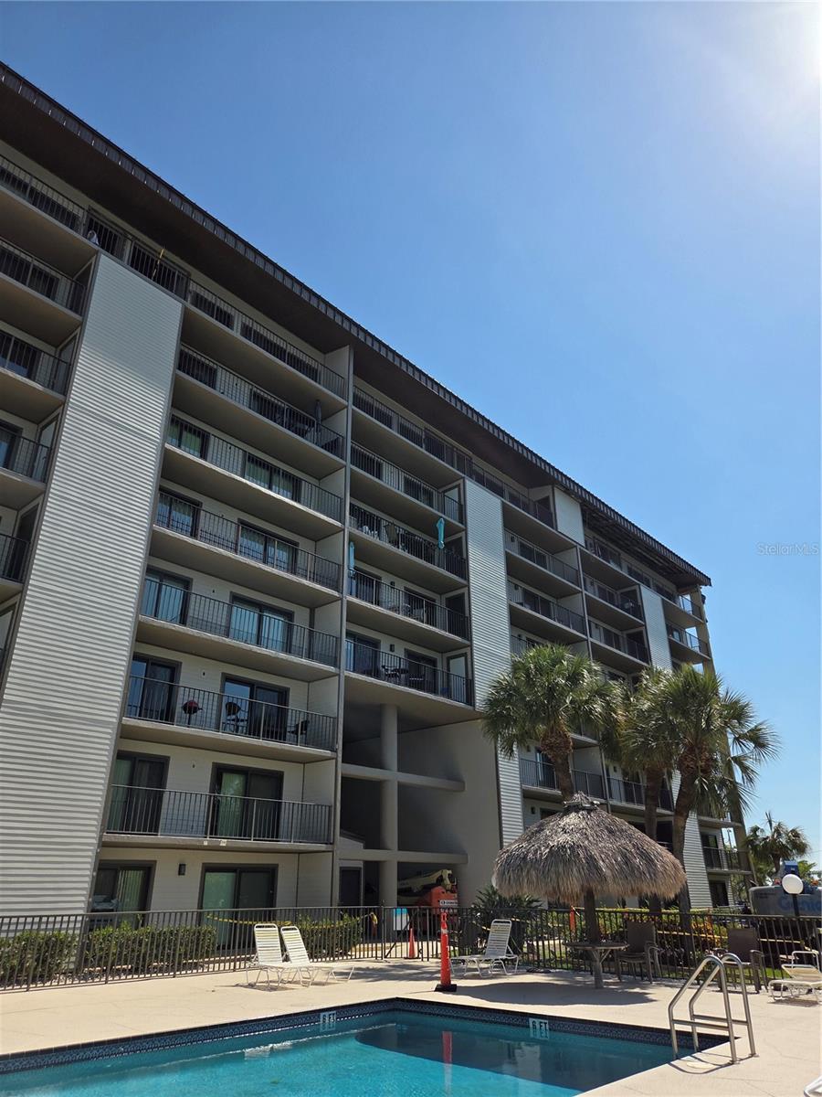 650 ISLAND WAY #202 — photo 4
