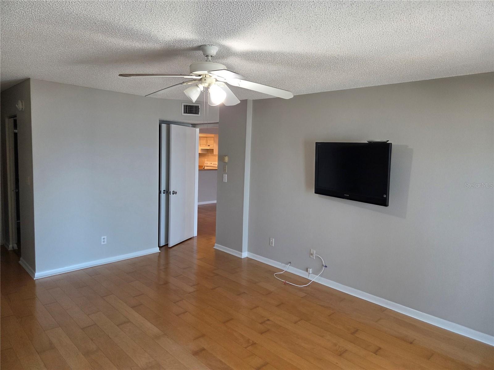 650 ISLAND WAY #202 — photo 26