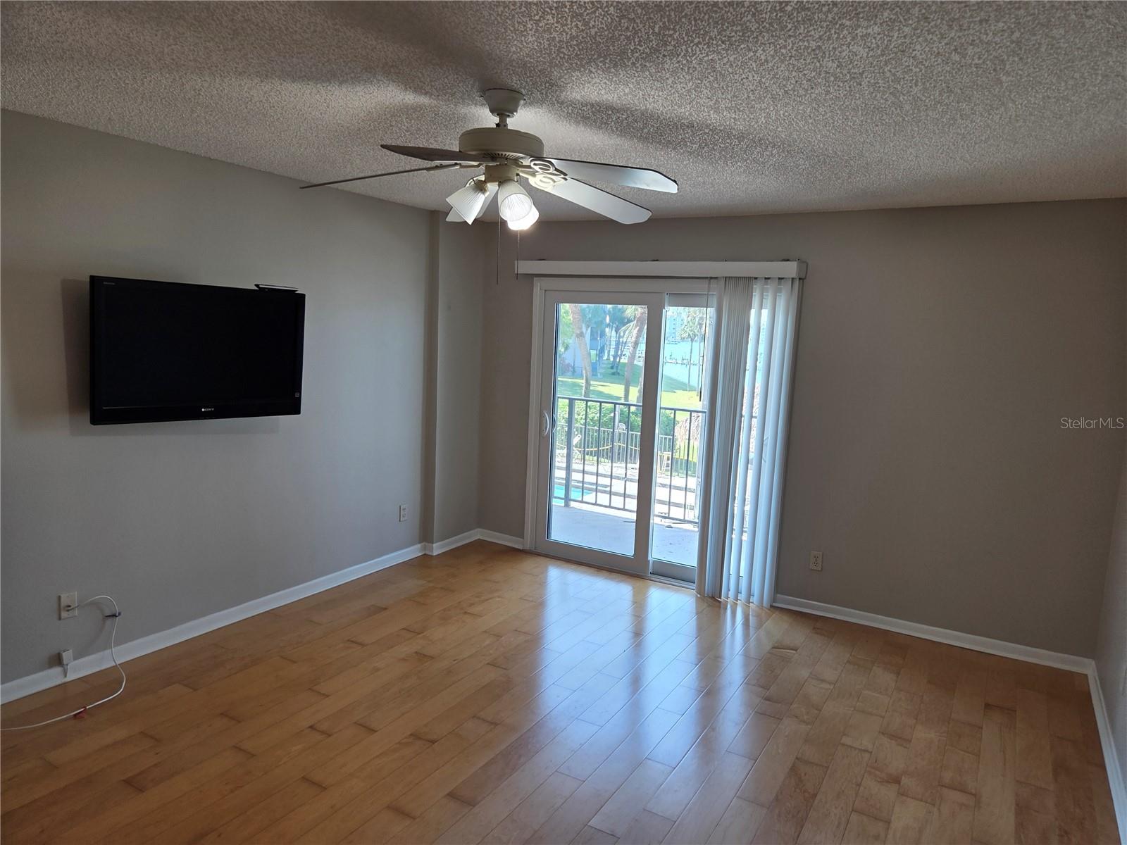 650 ISLAND WAY #202 — photo 28