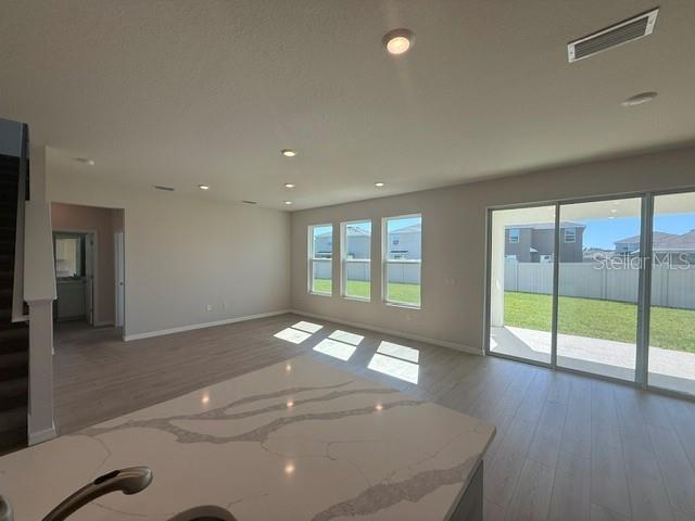 4306 SILVER BIRCH CT — photo 2
