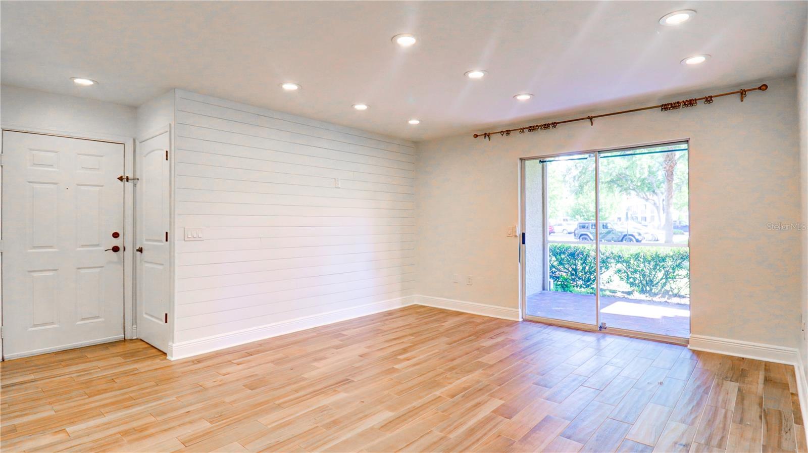9481 HIGHLAND OAK DR #1001 — photo 8