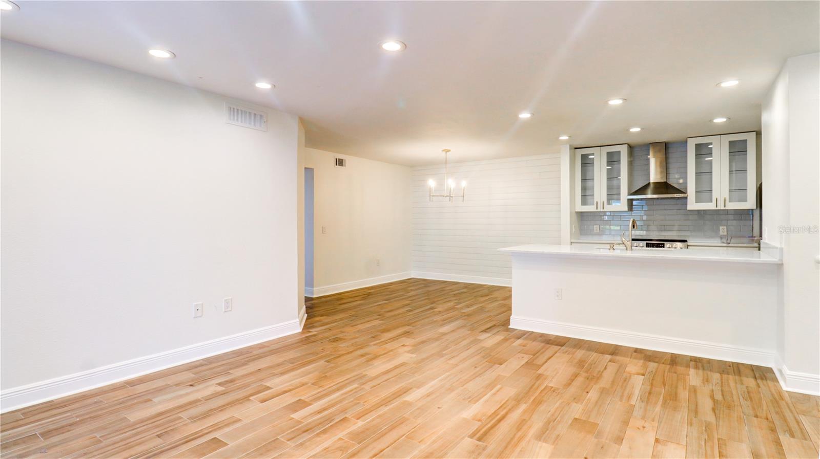9481 HIGHLAND OAK DR #1001 — photo 5