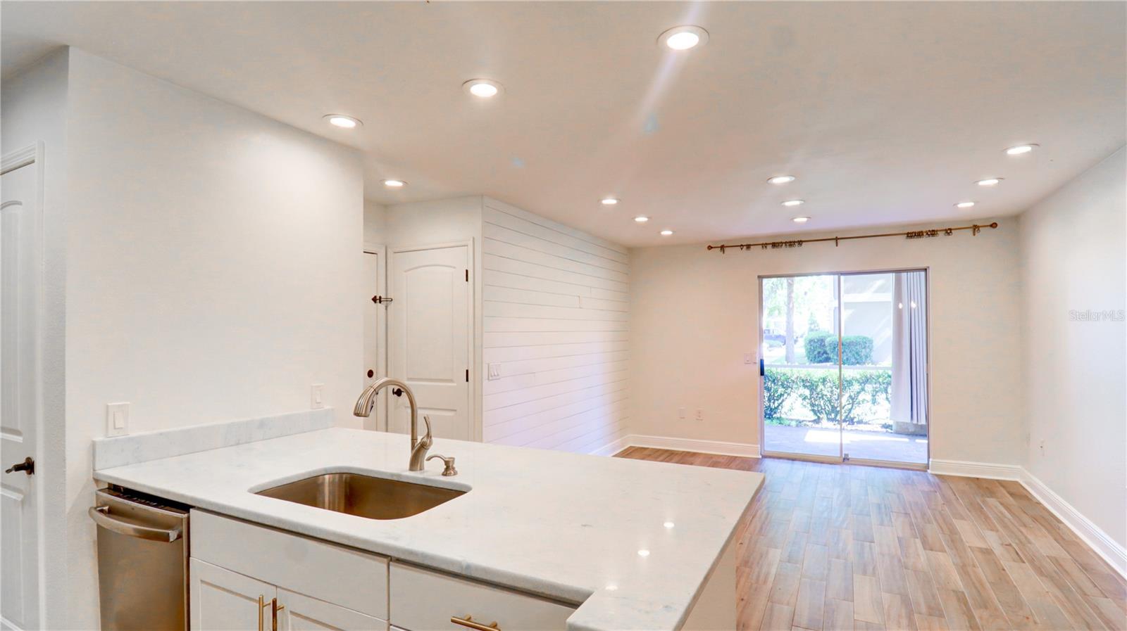 9481 HIGHLAND OAK DR #1001 — photo 14