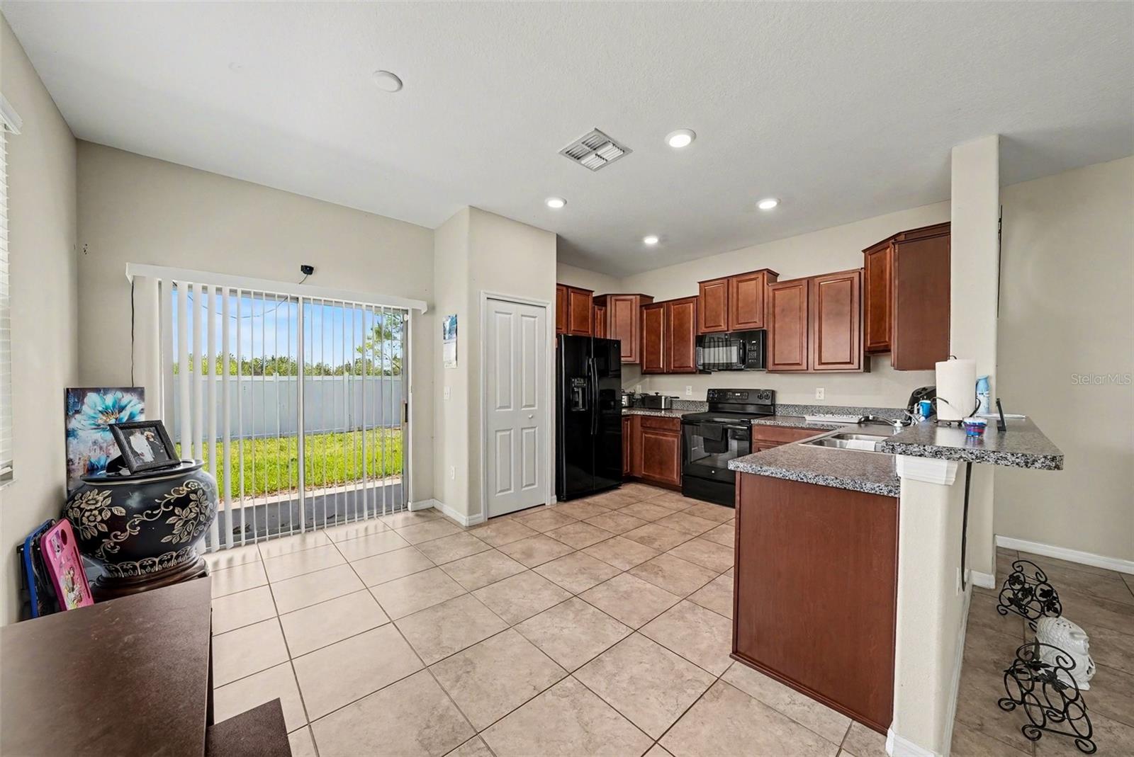 Home in TAMPA — photo 17