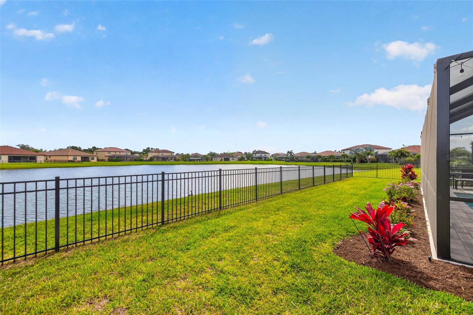 3709 SAVANNA PALMS CT — photo 38