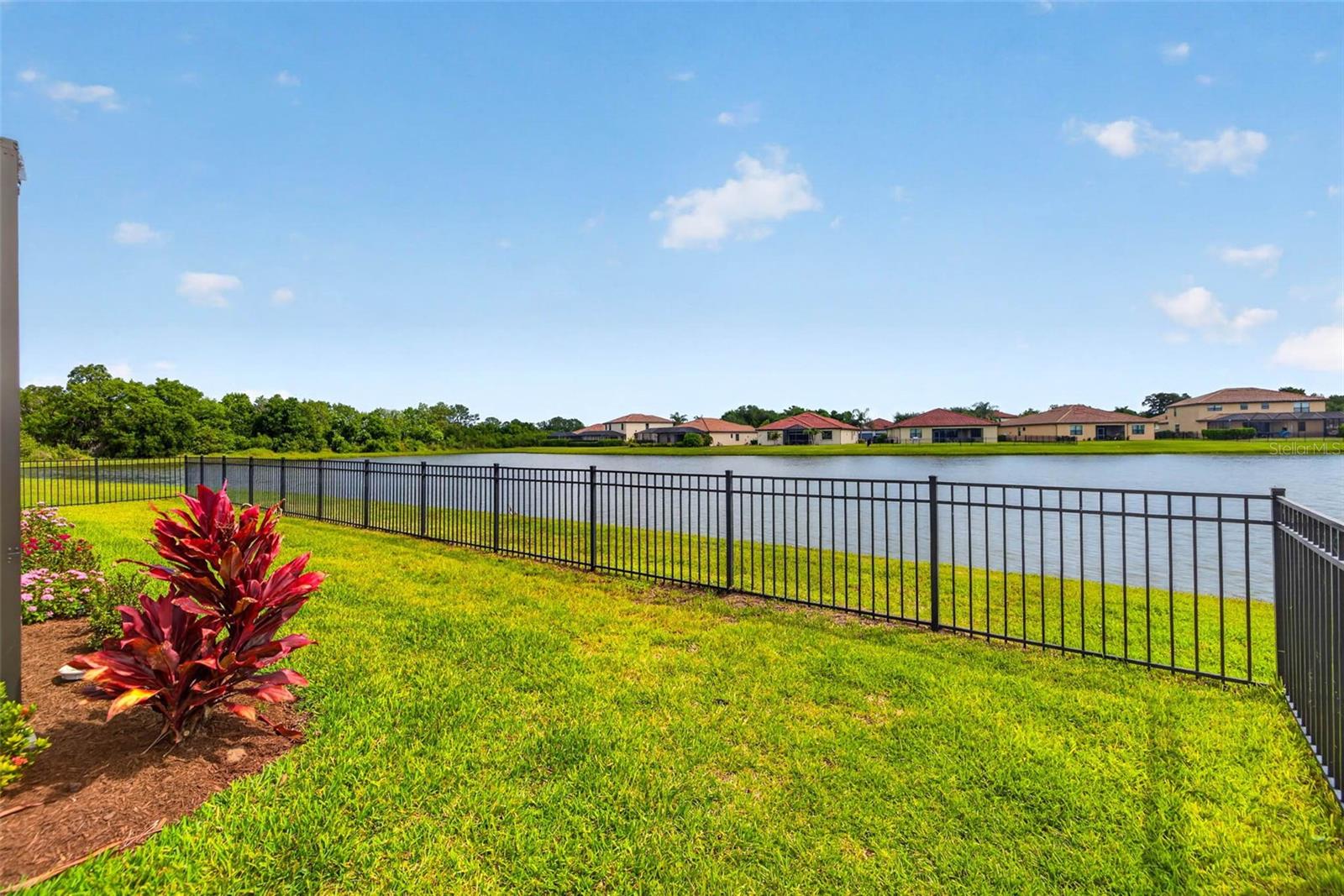 3709 SAVANNA PALMS CT — photo 37
