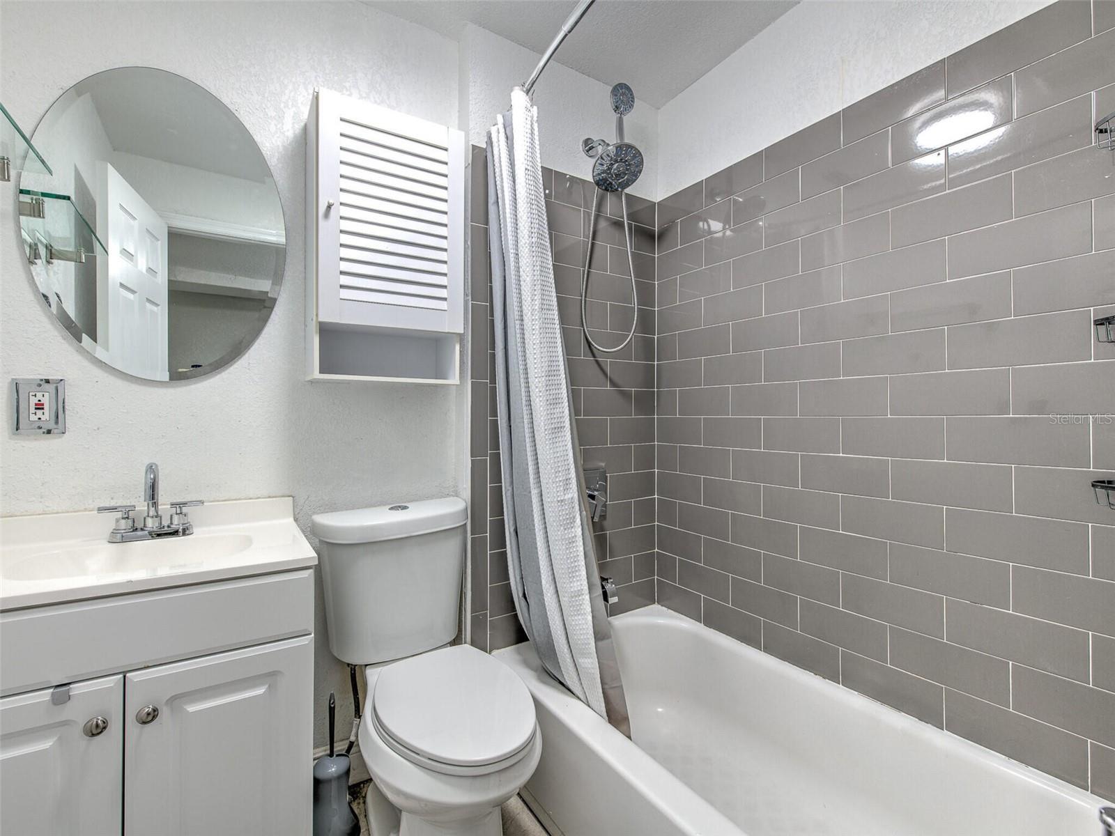 728 E HANLON ST — photo 15
