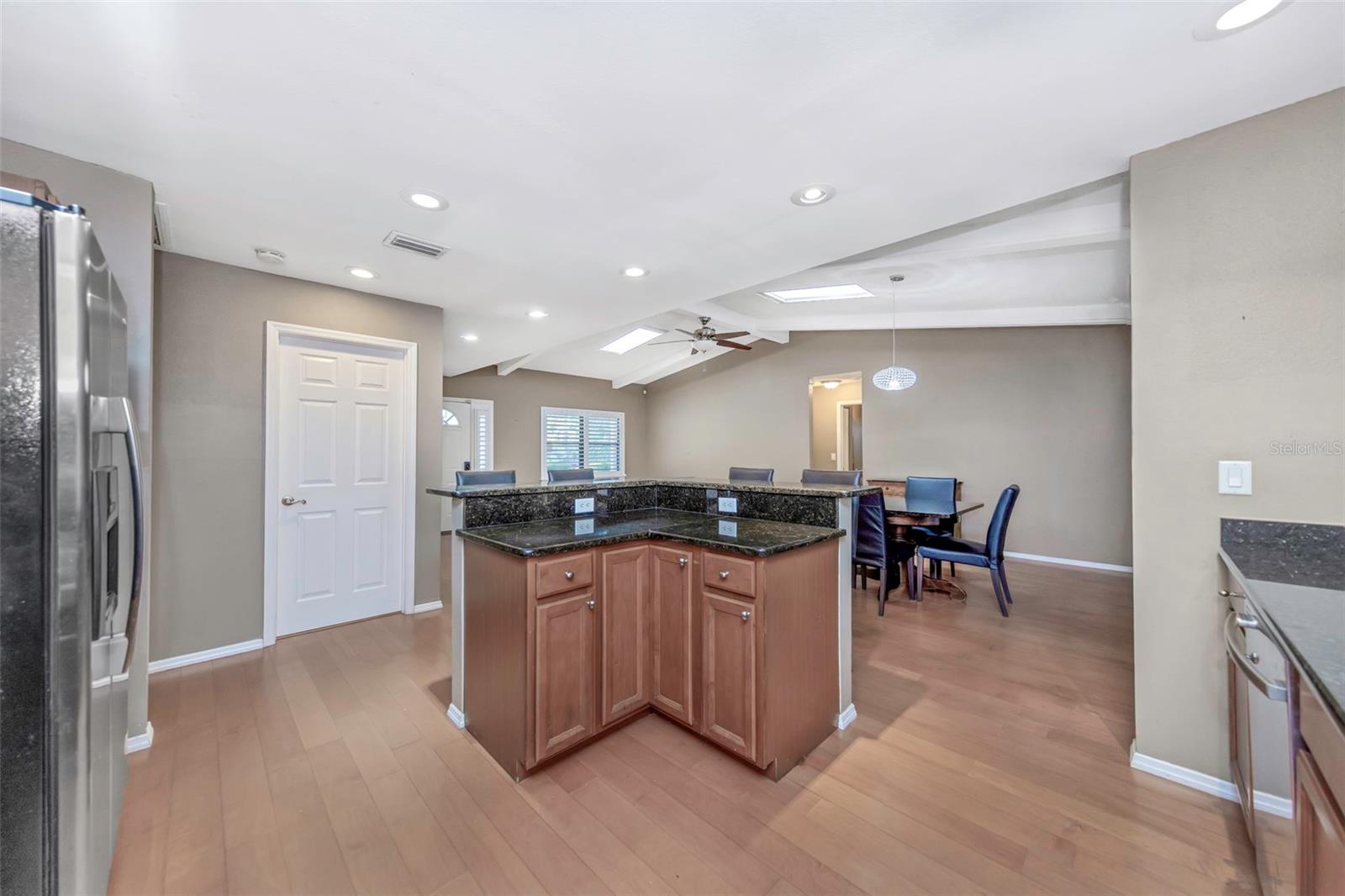 753 SEMINOLE BLVD — photo 12