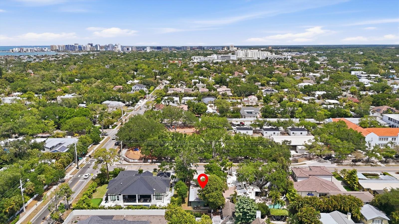 1824 WEBBER ST — photo 10