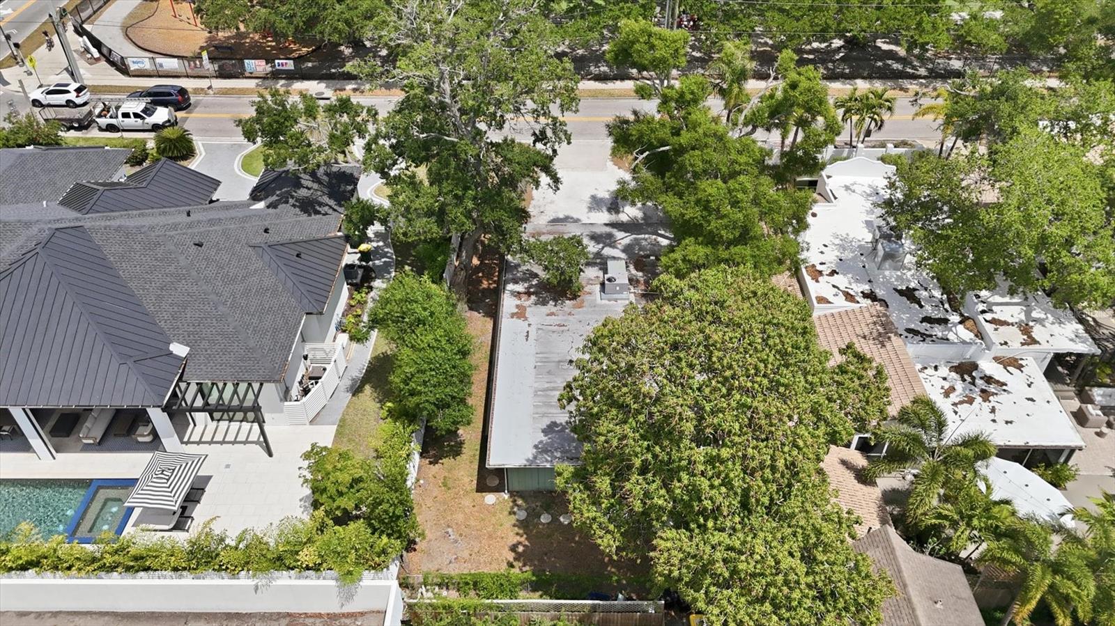 1824 WEBBER ST — photo 8