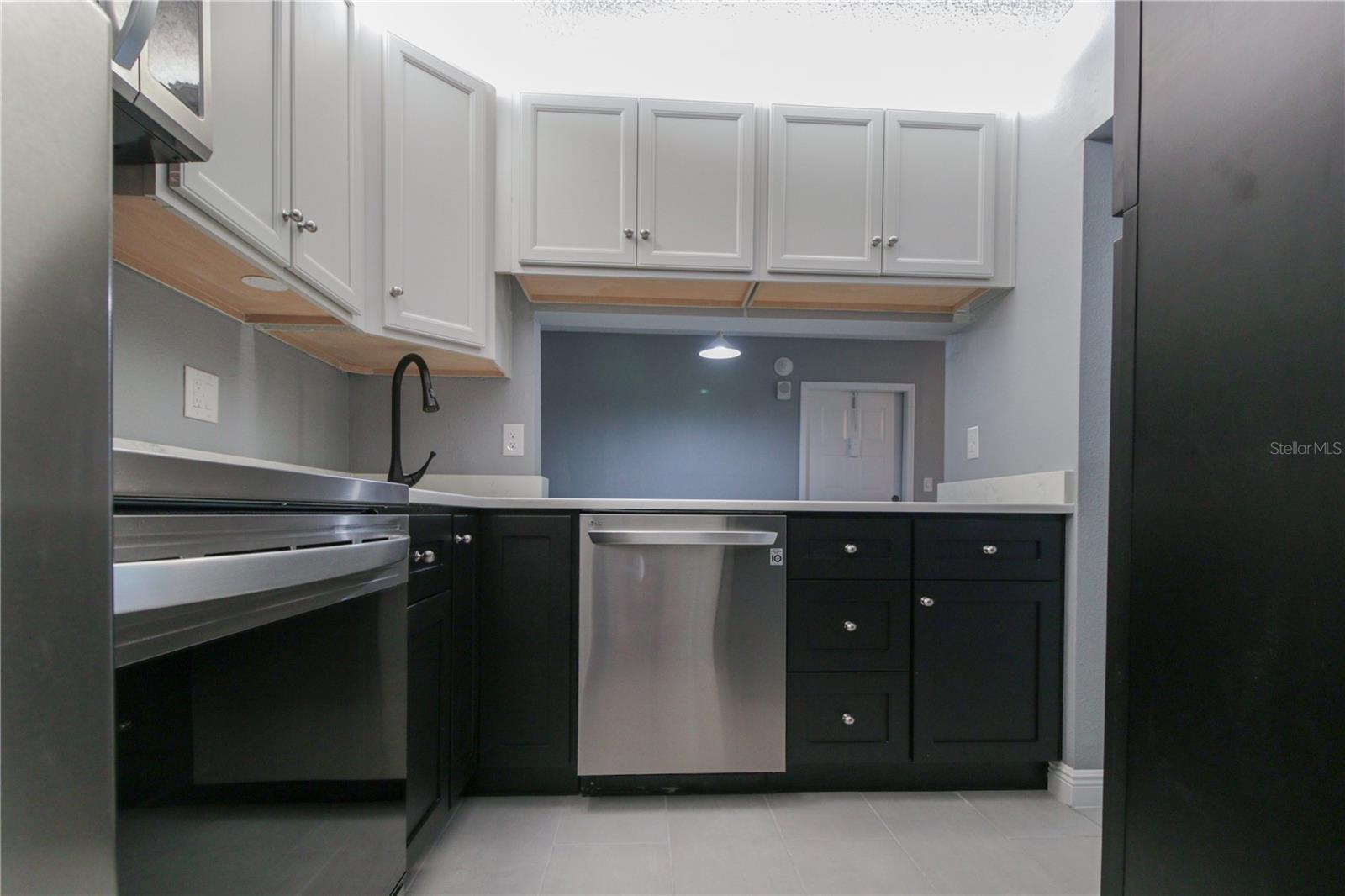 3232 LAKE PINE WAY E #G1 — photo 14