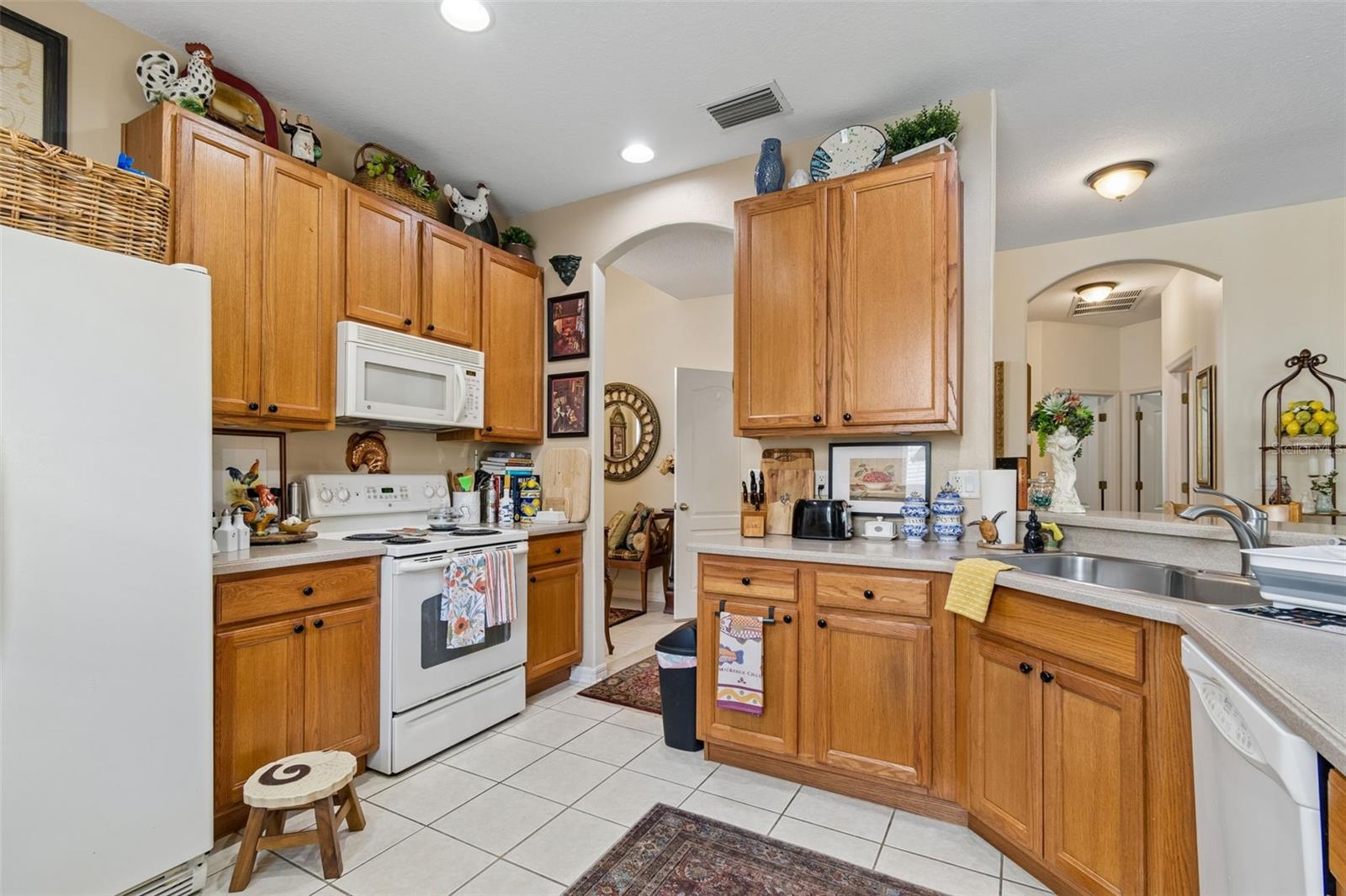 4027 LANGDRUM DR — photo 8