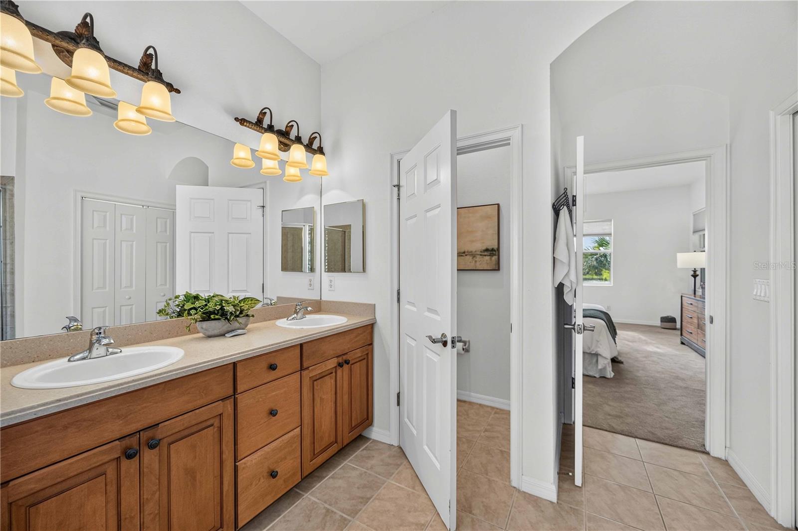 170 CIPRIANI WAY — photo 41