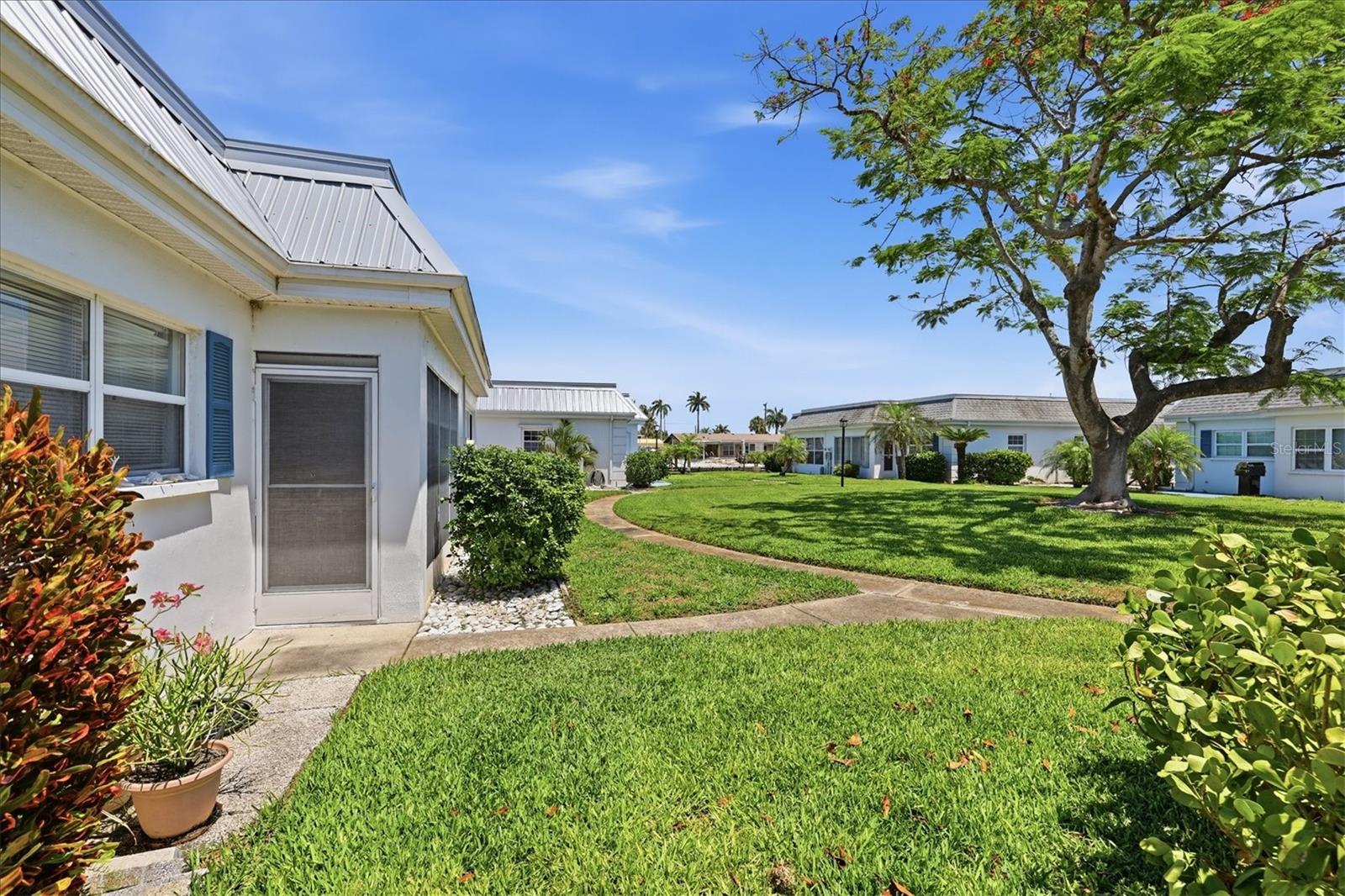 9914 SEBASTIAN CT — photo 42